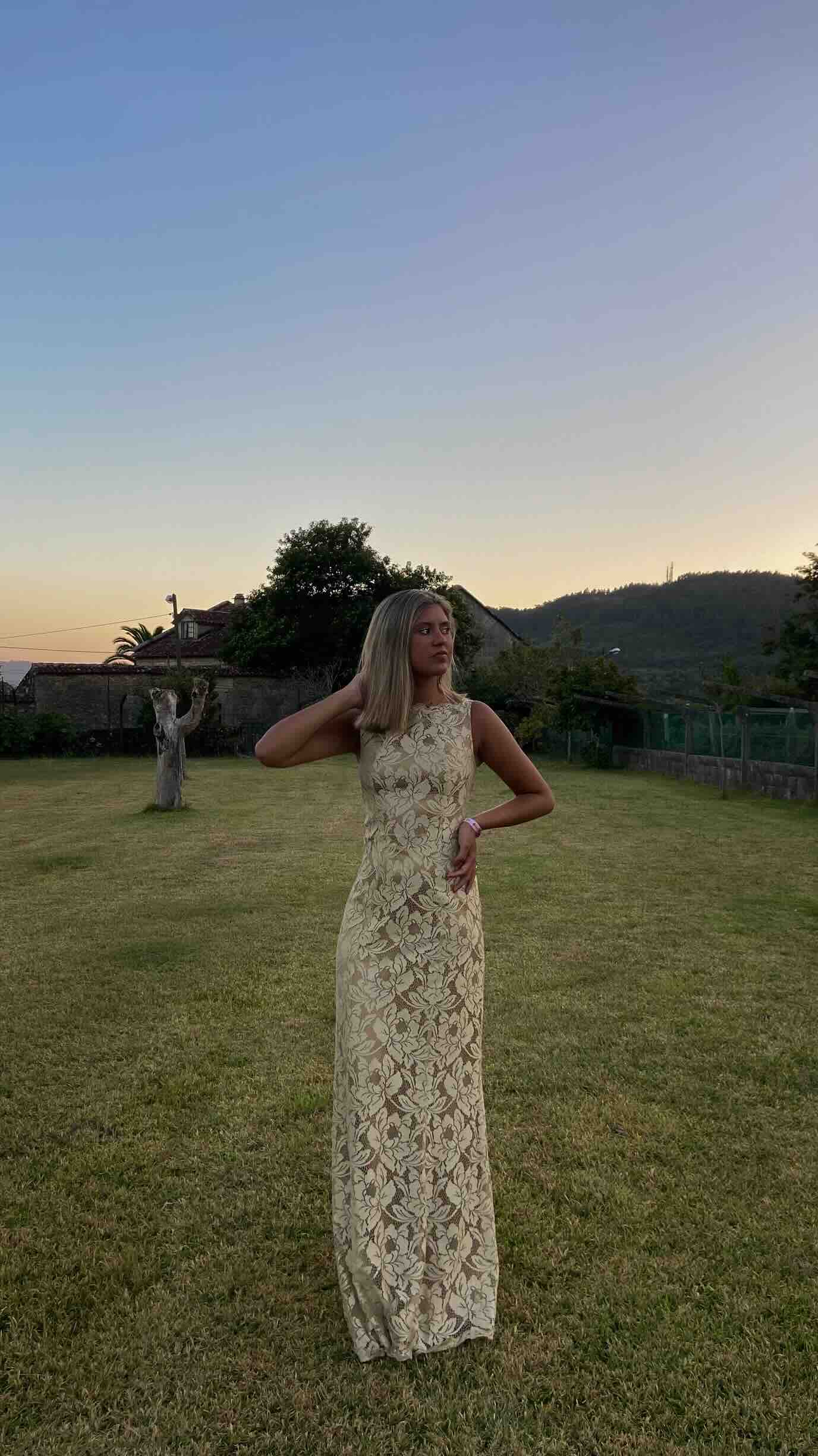 Vestido de invitada/fiesta Tintoretto — foto 1 de 2