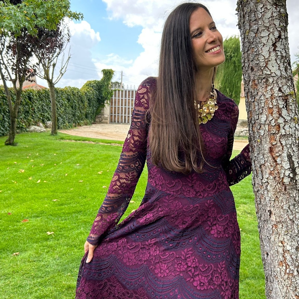 Vestido de encaje burdeos y púrpura Anonyme — foto 2 de 6