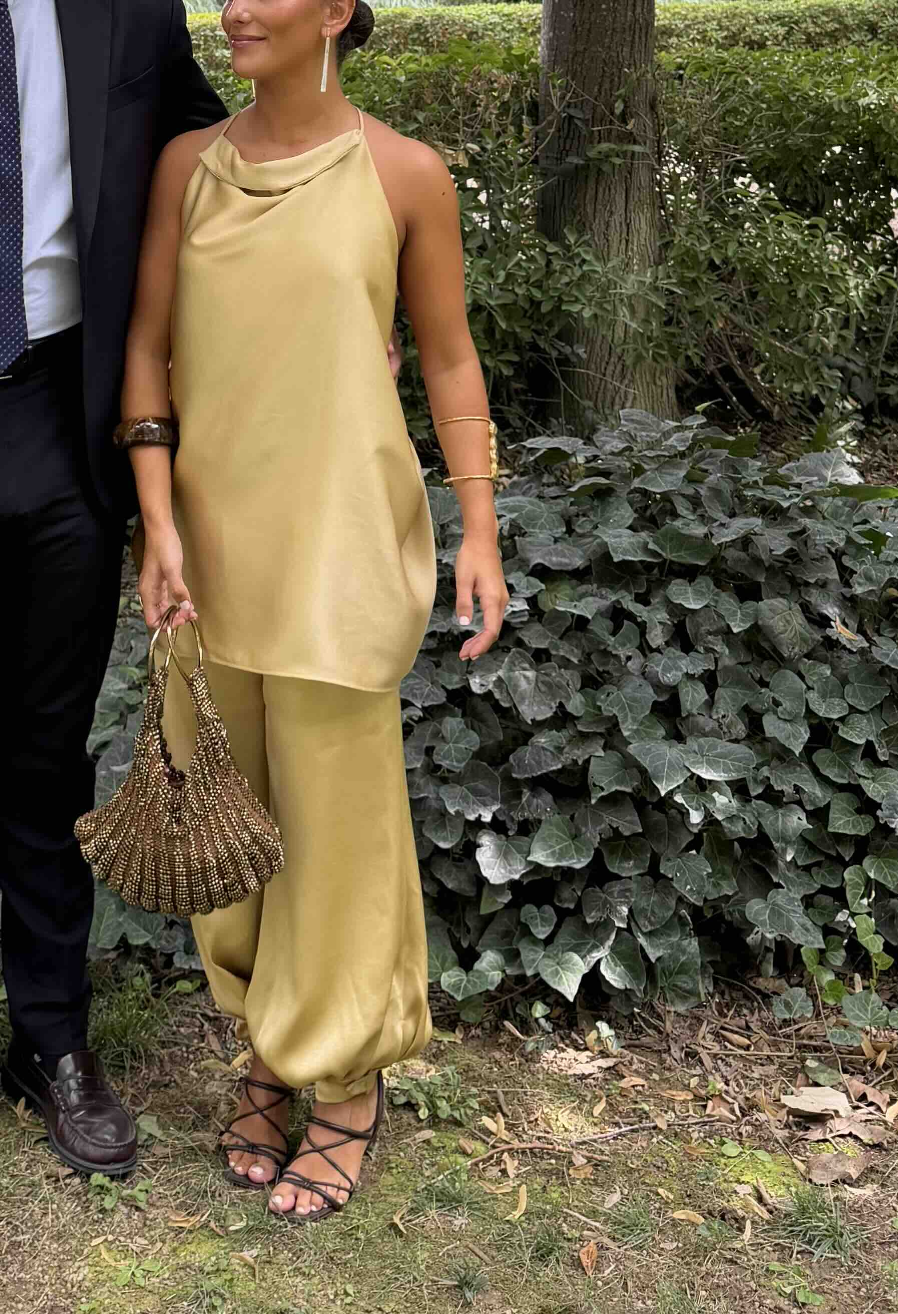 Conjunto amarillo Zara — foto 1 de 3