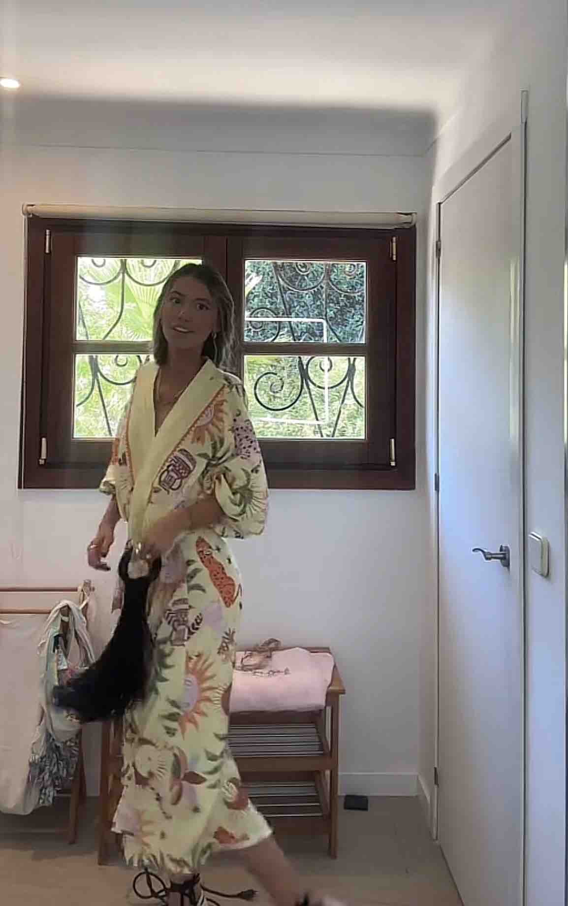 Vestido IDEAL muy favorecedor otra marca — foto 2 de 3