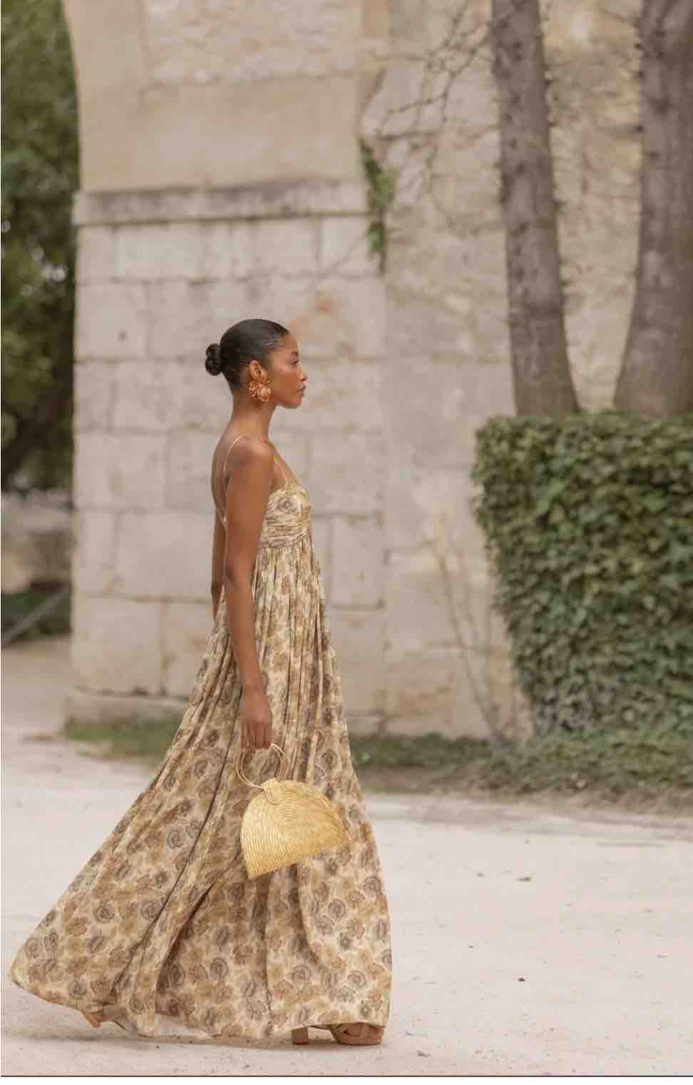 Vestido ideal otra marca — foto 1 de 3