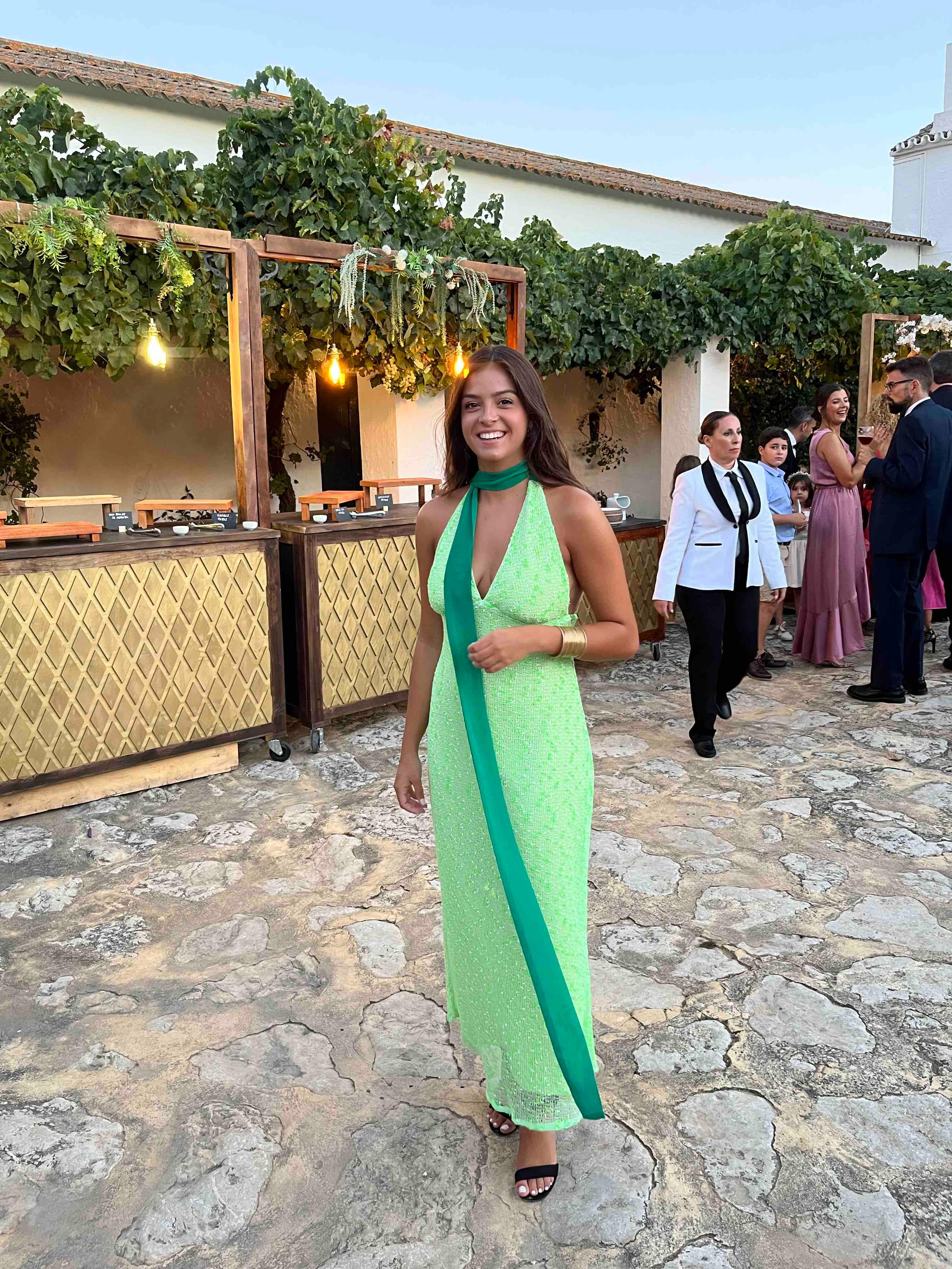 Vestido de invitada Claw The Label — foto 4 de 4