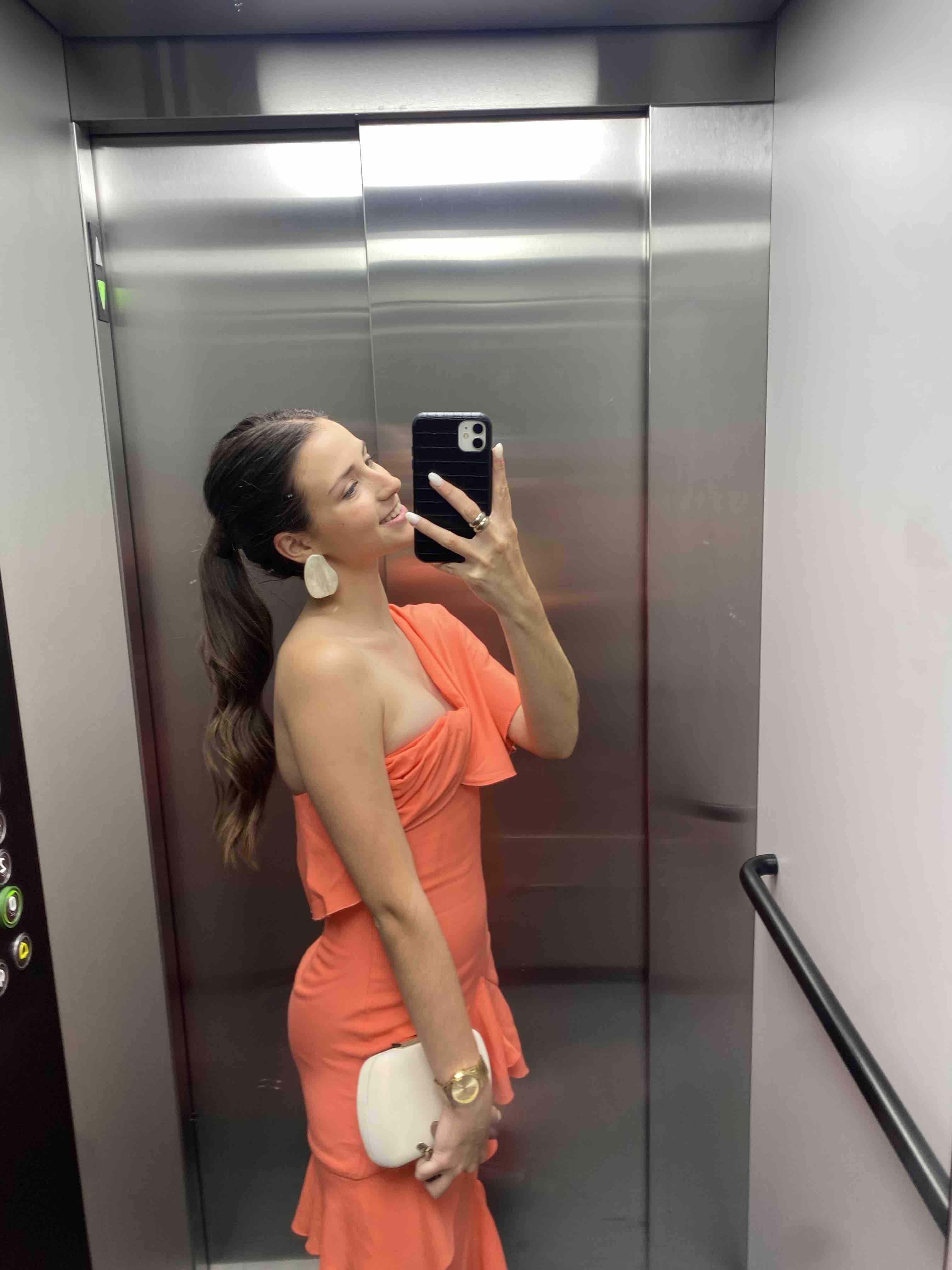 vestido dew and corch coral Dew & Corch — foto 4 de 5