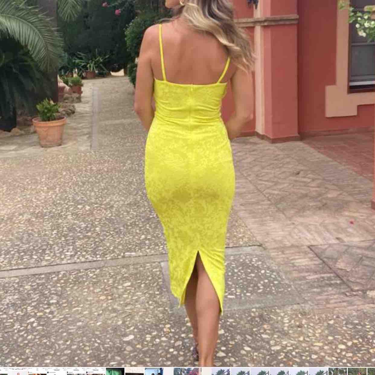 Vestido de boda amarillo limón — foto 2 de 3