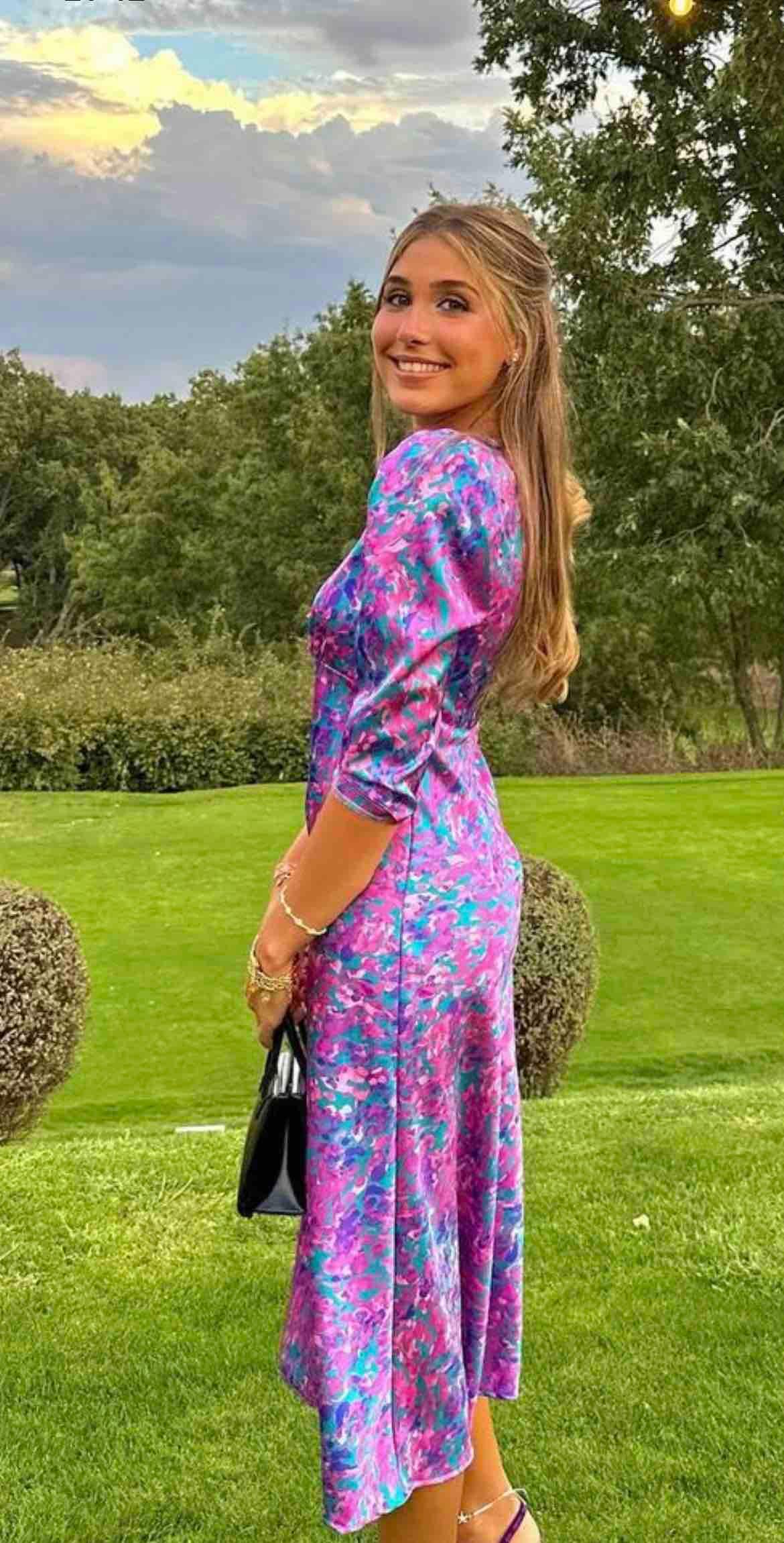 Vestido midi estampado The Are — foto 4 de 6