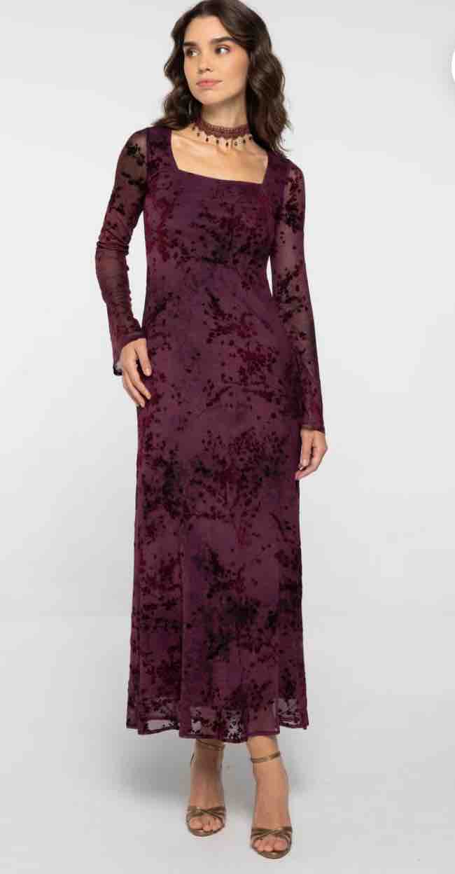 Vestido midi de terciopelo burdeos estampado floral The Are — foto 1 de 5