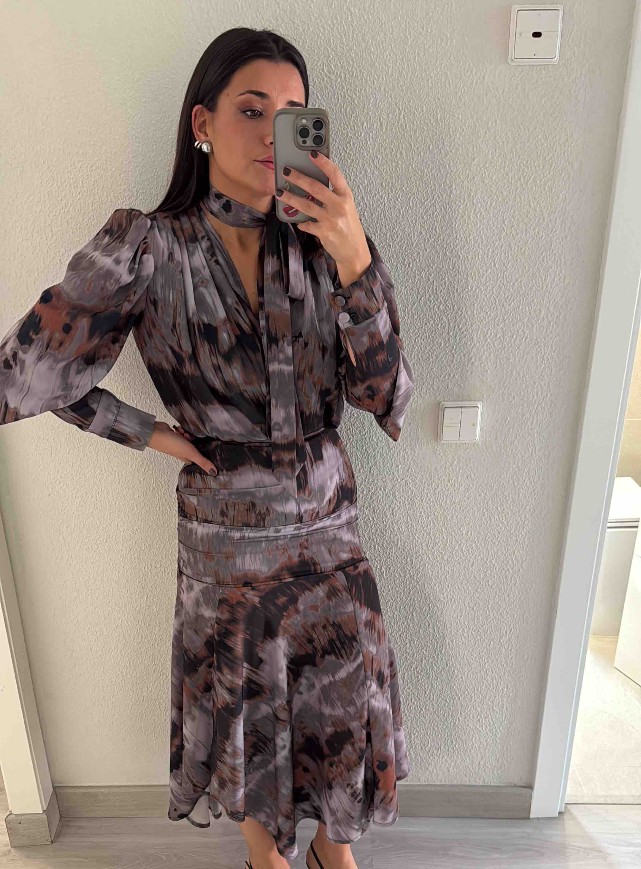 Vestido boda Dew and corch Dew & Corch — foto 1 de 3