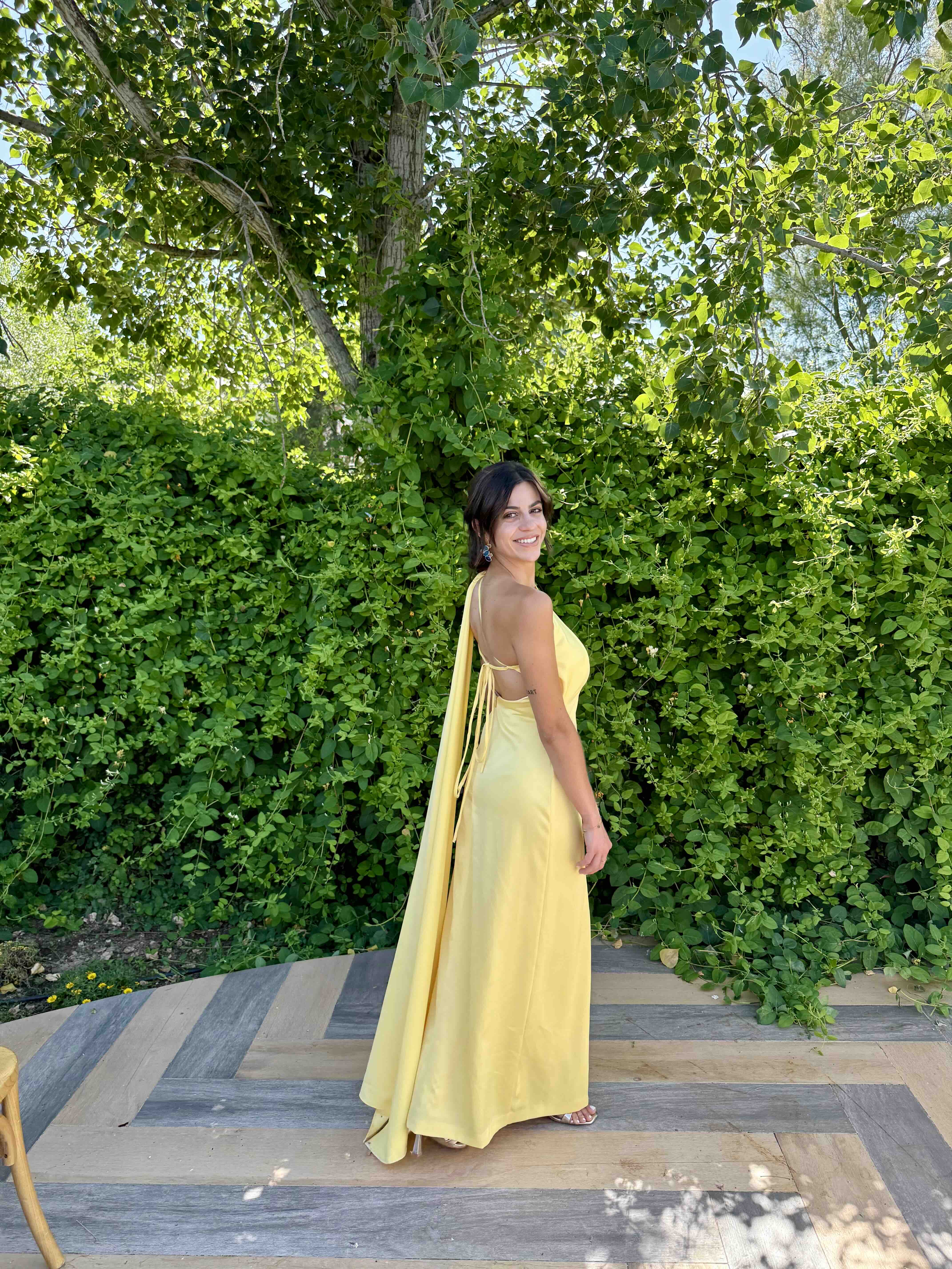 Vestido invitada miphai — foto 2 de 4