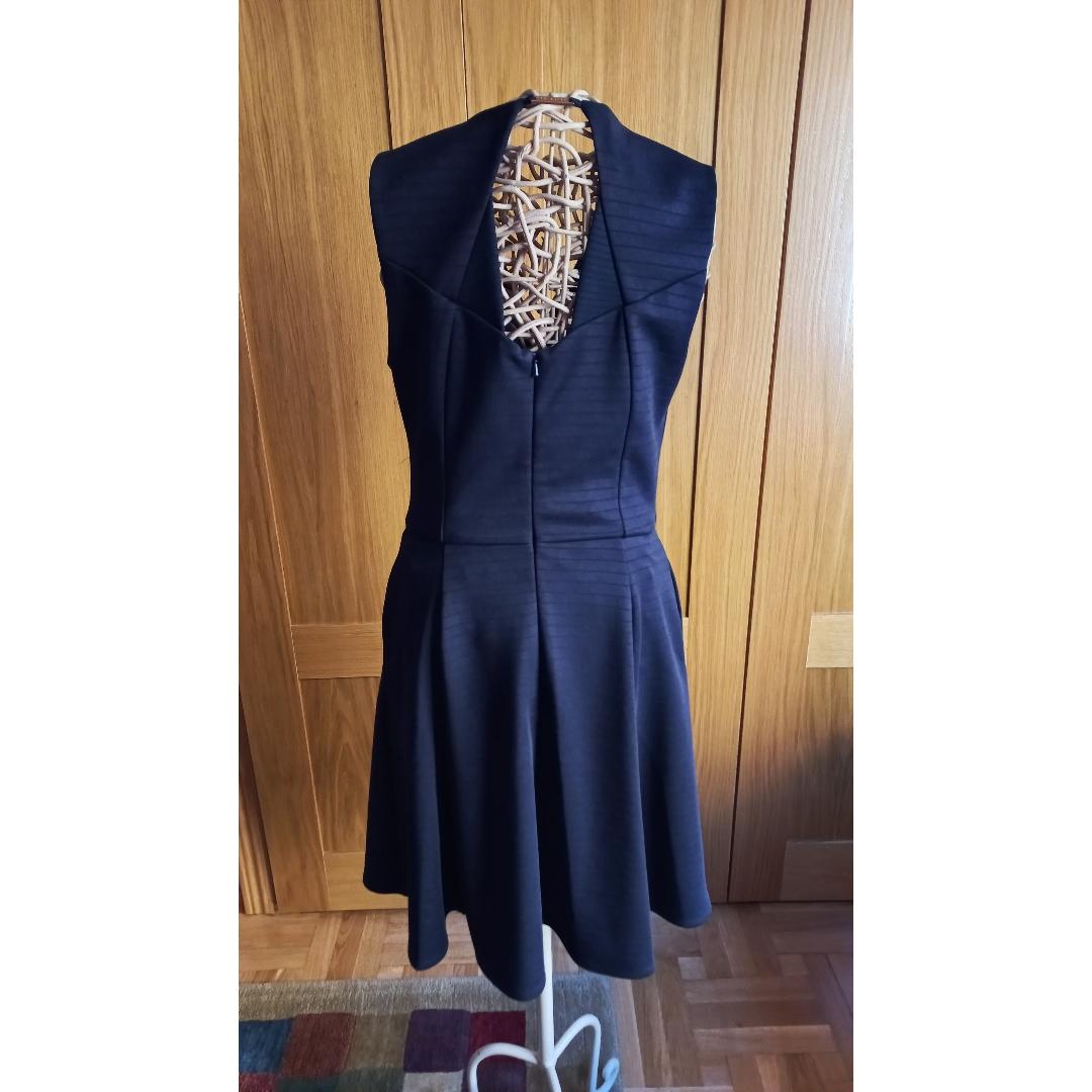 Vestido de invitada Ted Baker — foto 2 de 5