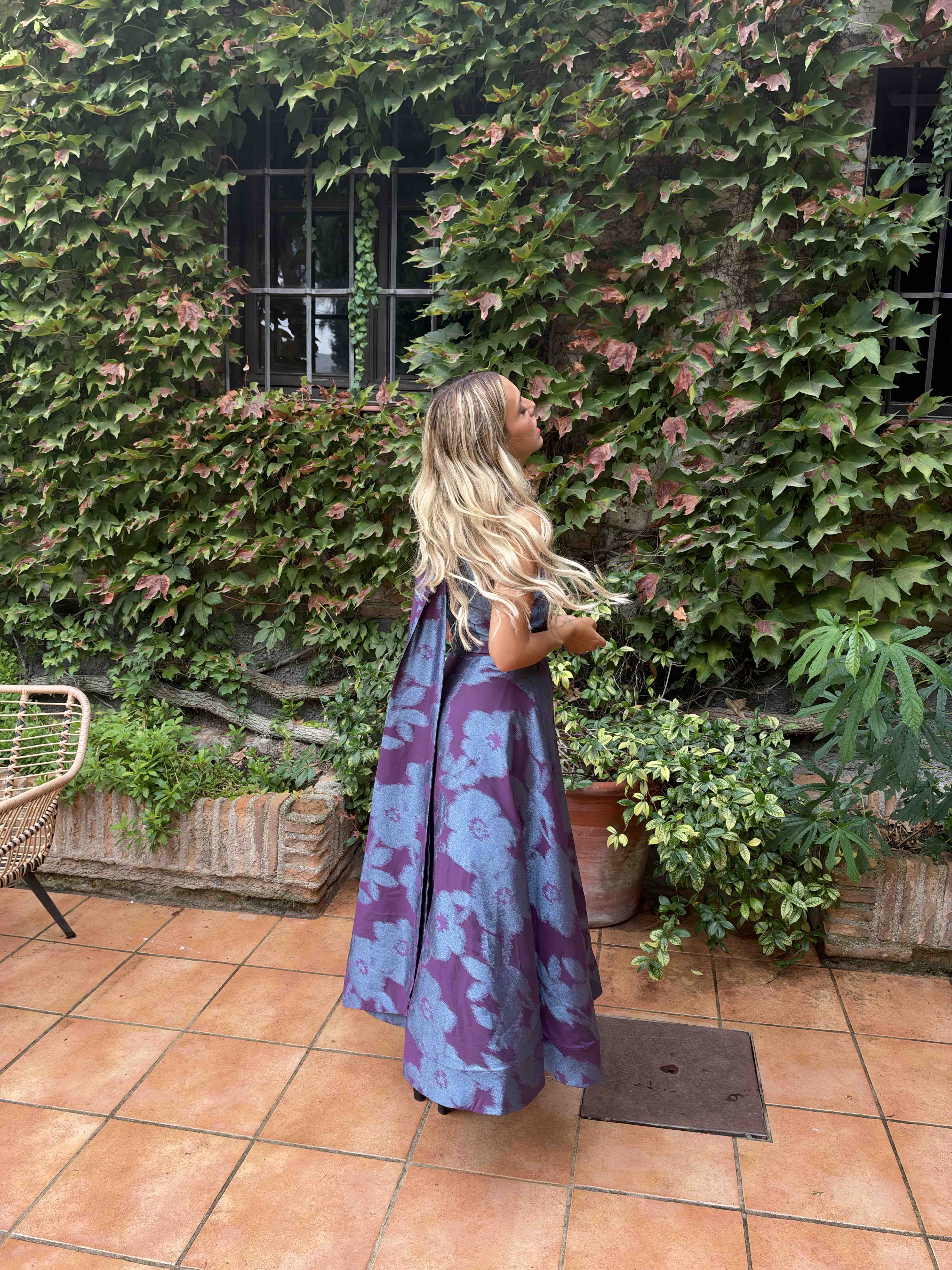 Vestido Redondo Brand azul, metalizado, morado y plateado, talla S, en alquiler — foto 4 de 4