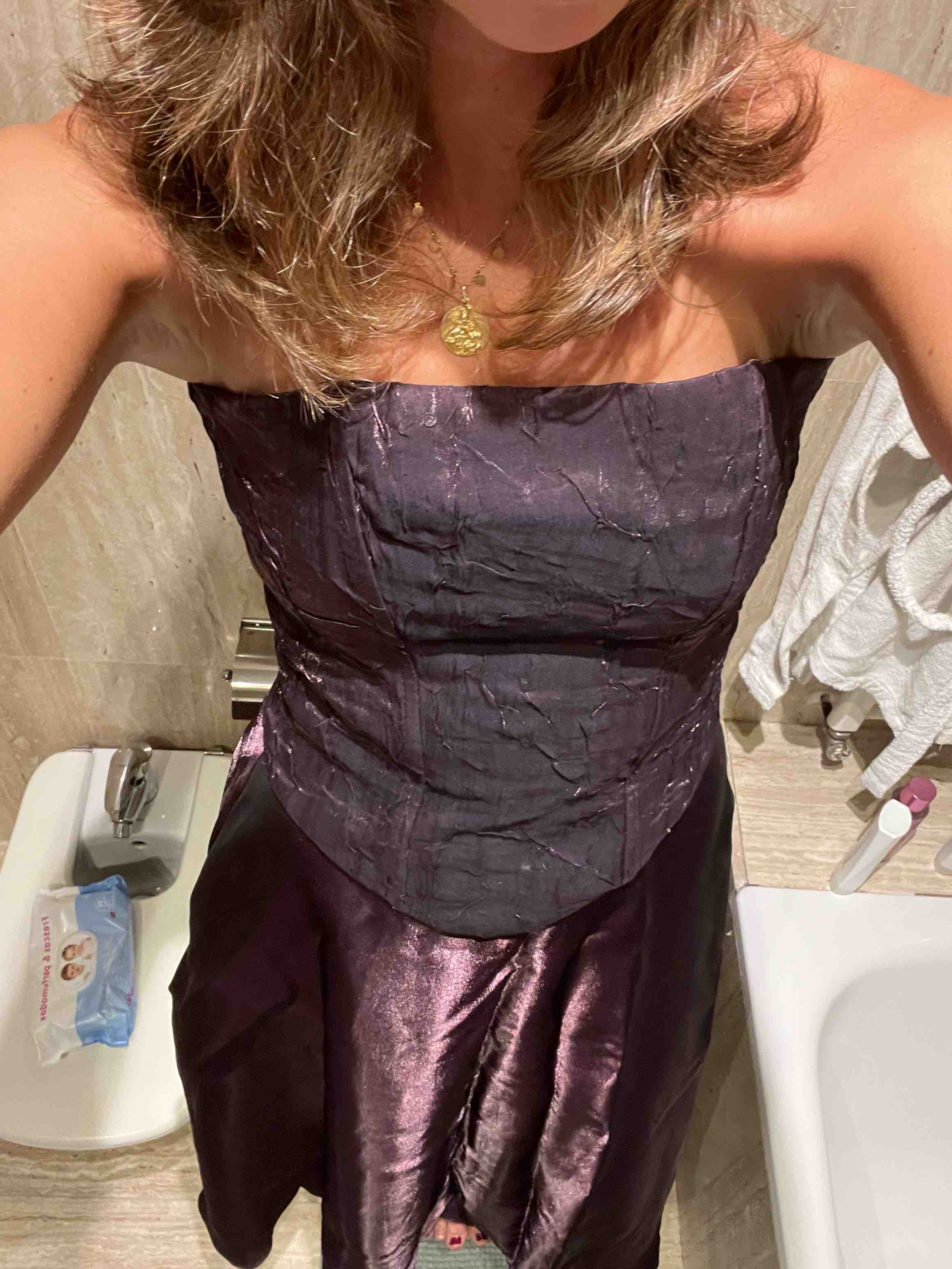 Conjunto top y falda invitada — foto 5 de 5
