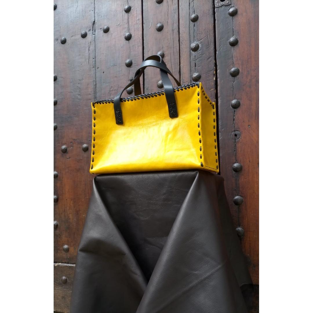 Bolso diseño. Prototipo es único A. Vernier