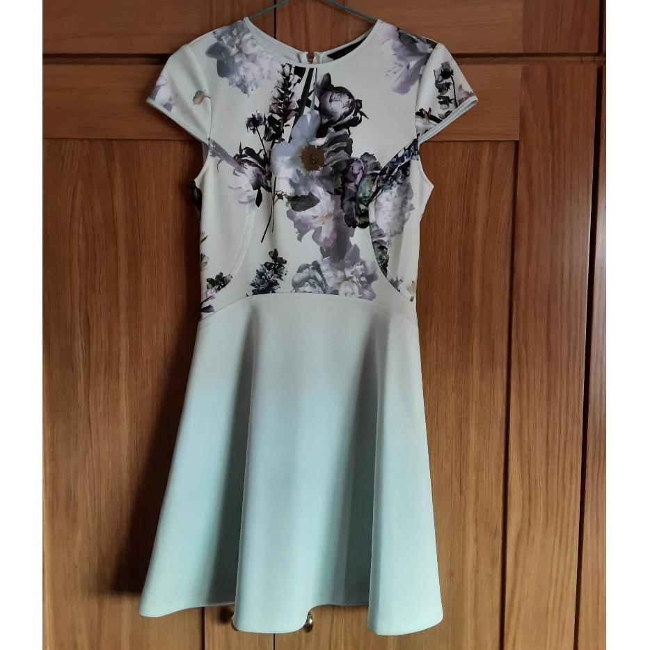 Vestido Ted Baker — foto 1 de 5