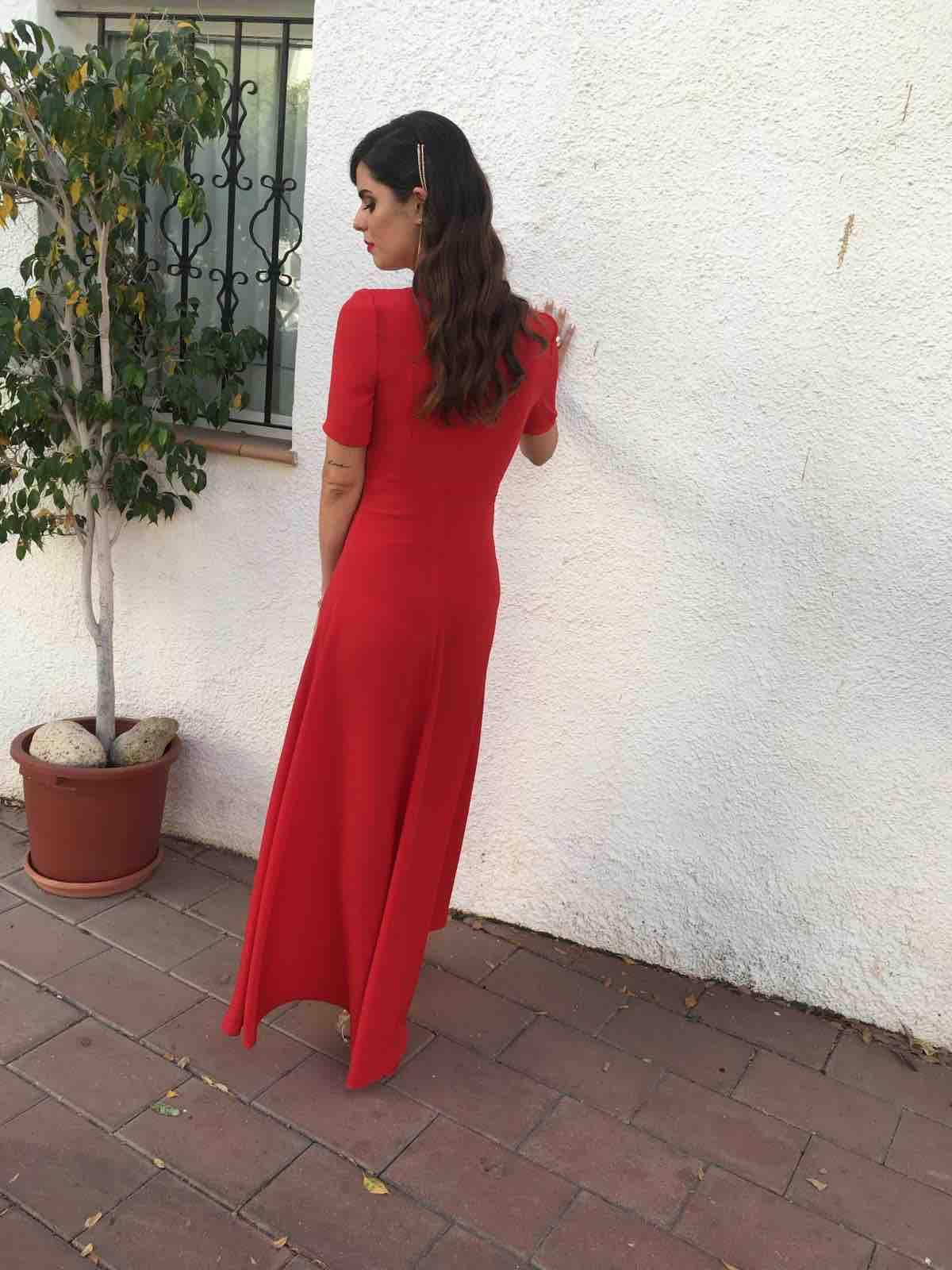 Vestido invitada rojo Atelier particular — foto 2 de 2