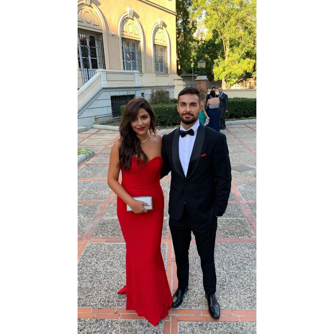 Vestido de invitada Pronovias — foto 1 de 4