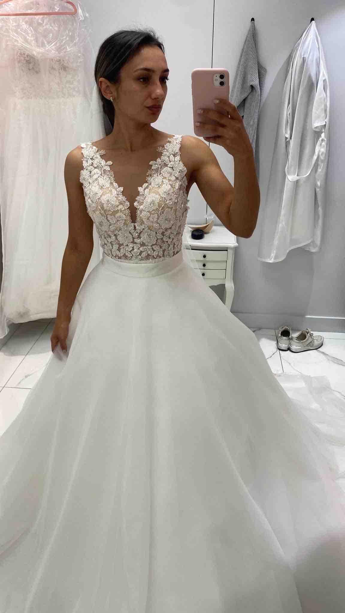 Vestido de novia,es un vestido tipo sirena y una falda por encima estilo princesa Atelier de bodas — foto 2 de 6