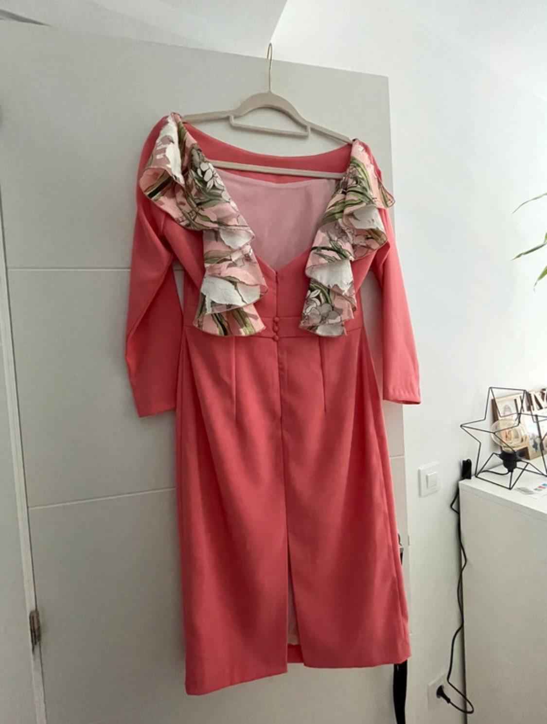 vestido cóctel Margarita Muñoz — foto 2 de 3