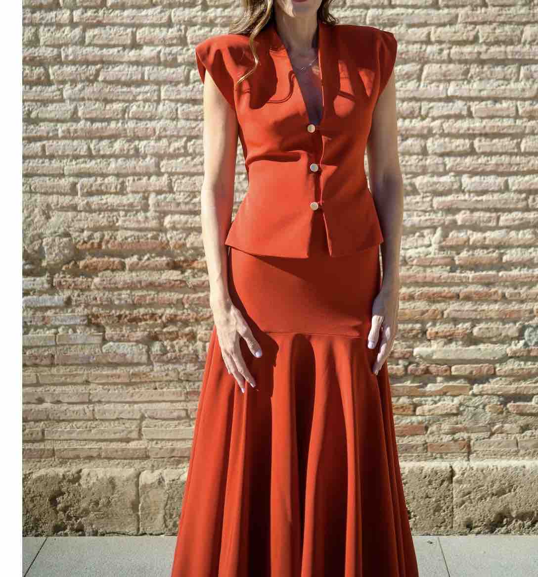 Traje invitada Aryentto — foto 1 de 5