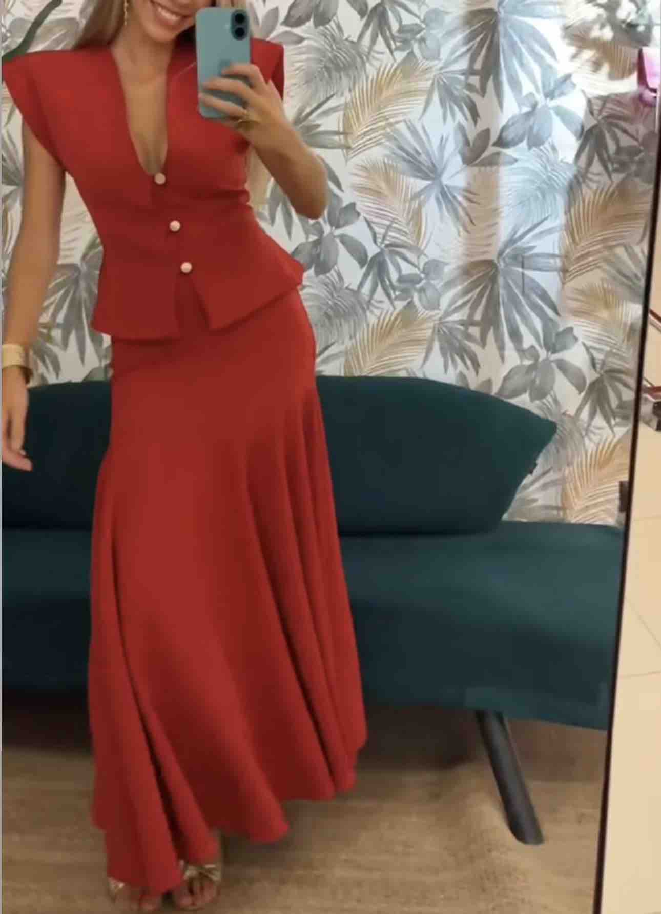 Traje invitada Aryentto — foto 5 de 5