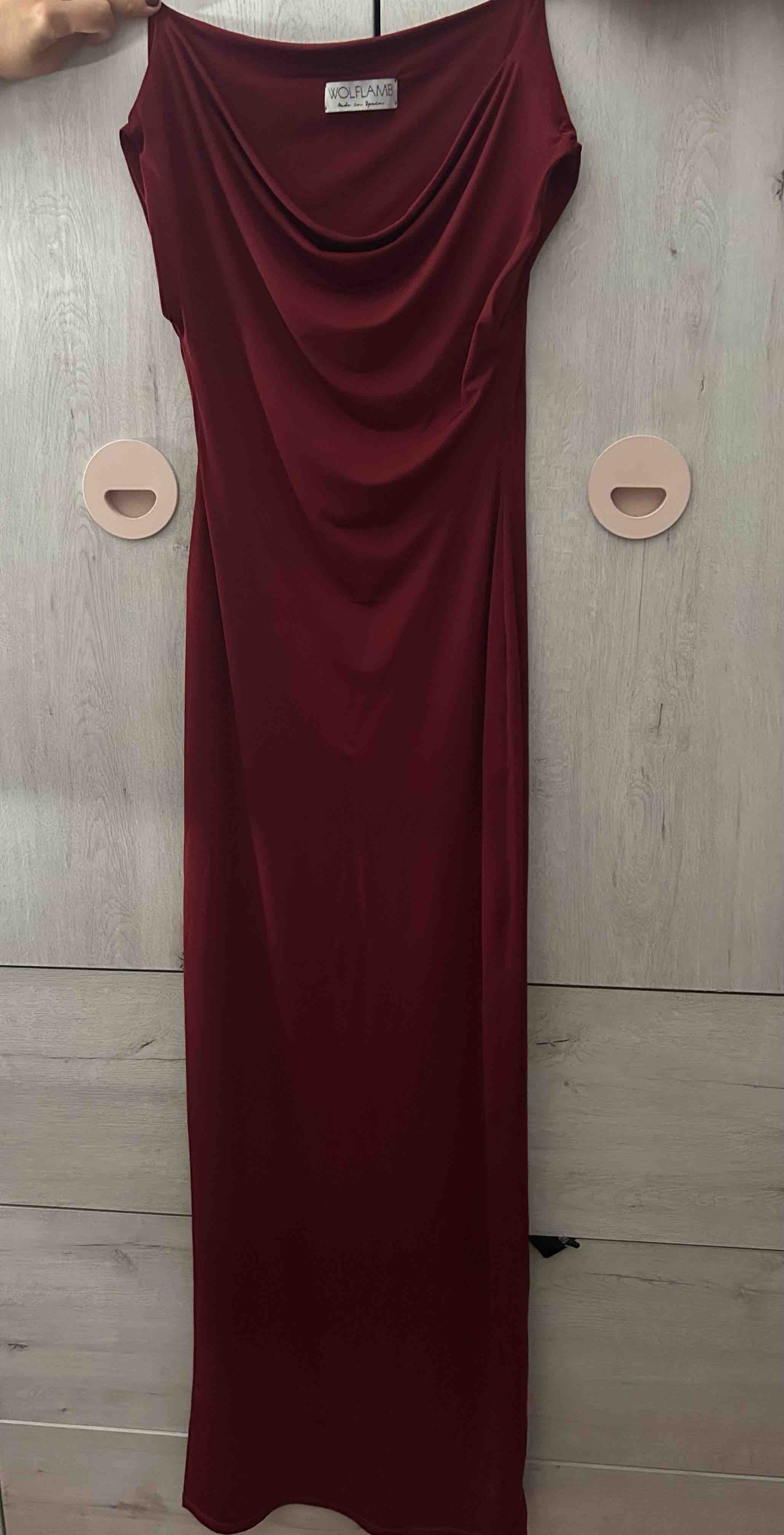 Vestido ajustado granate Wolflamb — foto 5 de 6