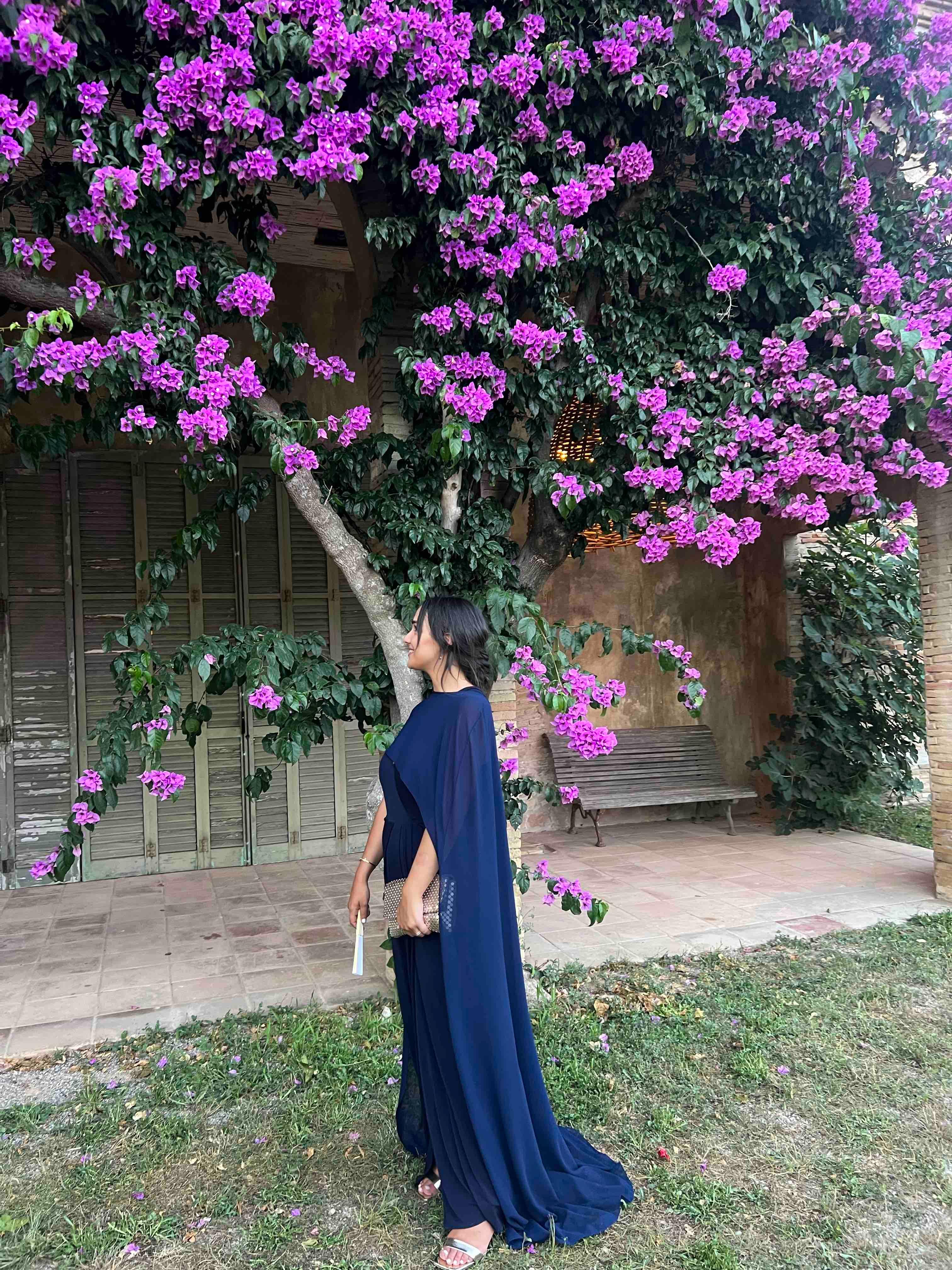 Vestido+capa Veneno en la piel — foto 2 de 3