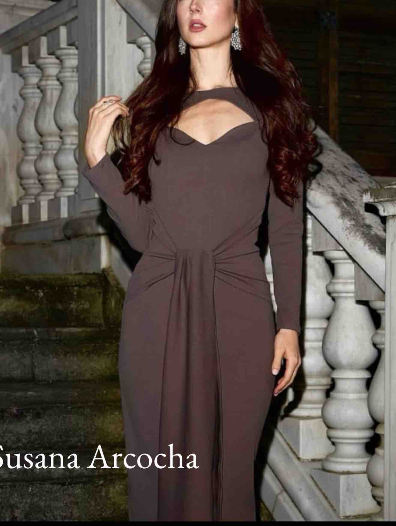 Vestido Capricornius Marrón Fernando Claro - Claro Couture — foto 3 de 5