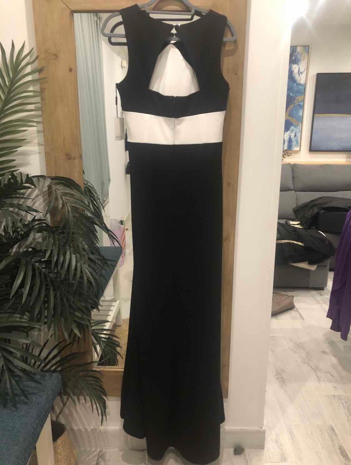 Vestido Calvin Klein — foto 2 de 5