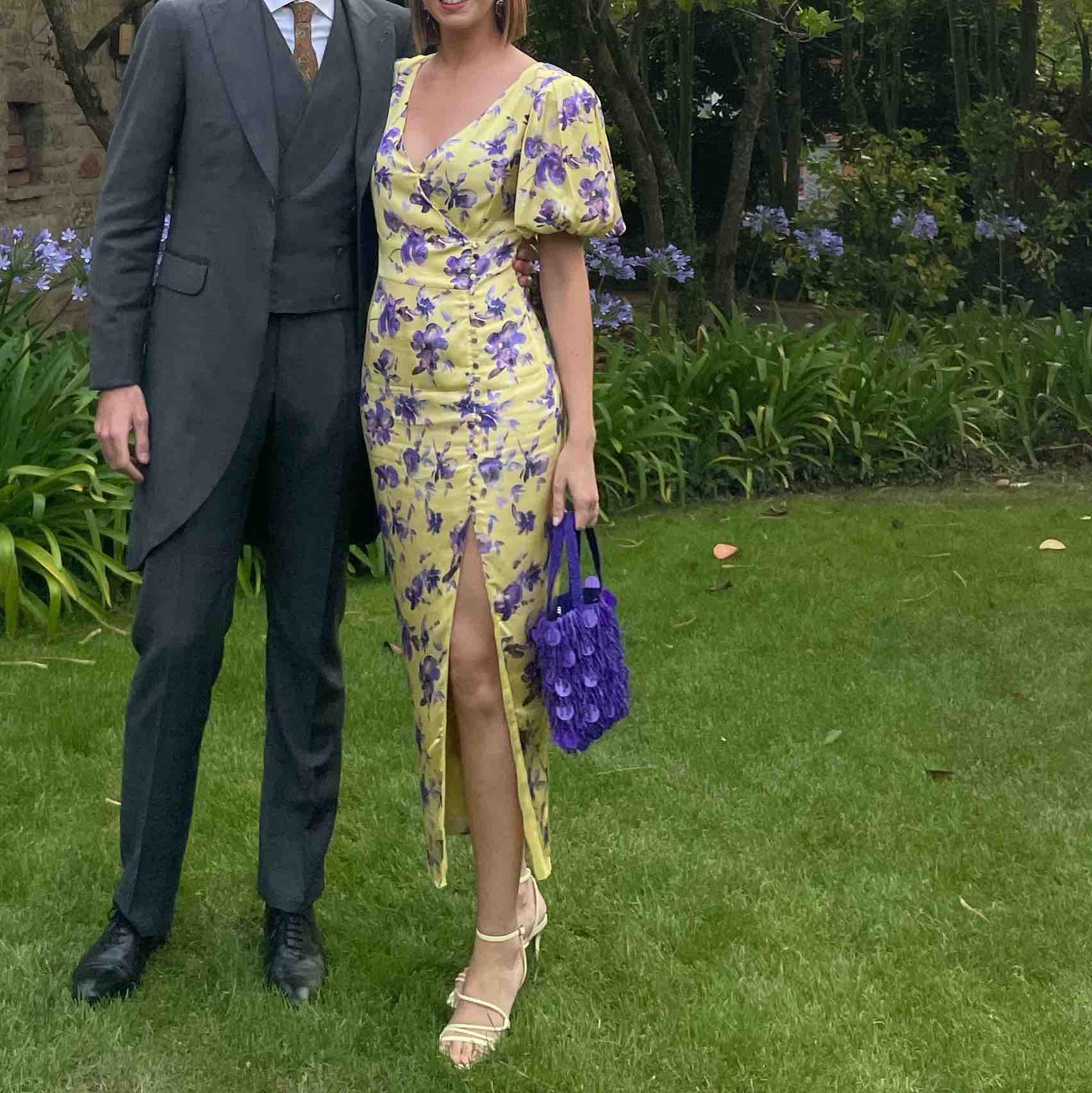 Vestido manga abullonada Uterqüe — foto 2 de 3