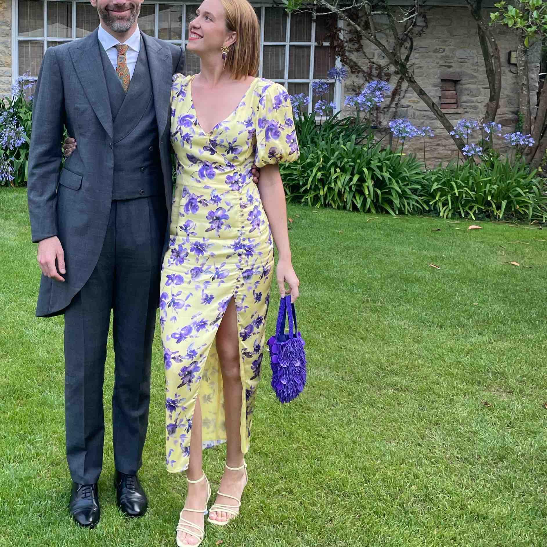 Vestido manga abullonada Uterqüe — foto 1 de 3
