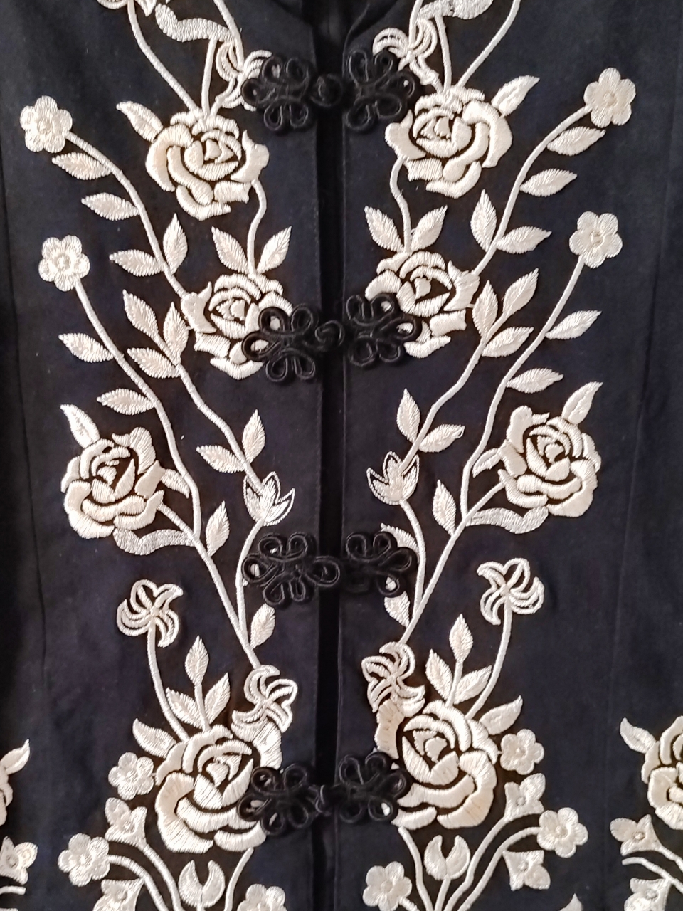 conjunto chaqueta y falda The IQ Collection — foto 4 de 6