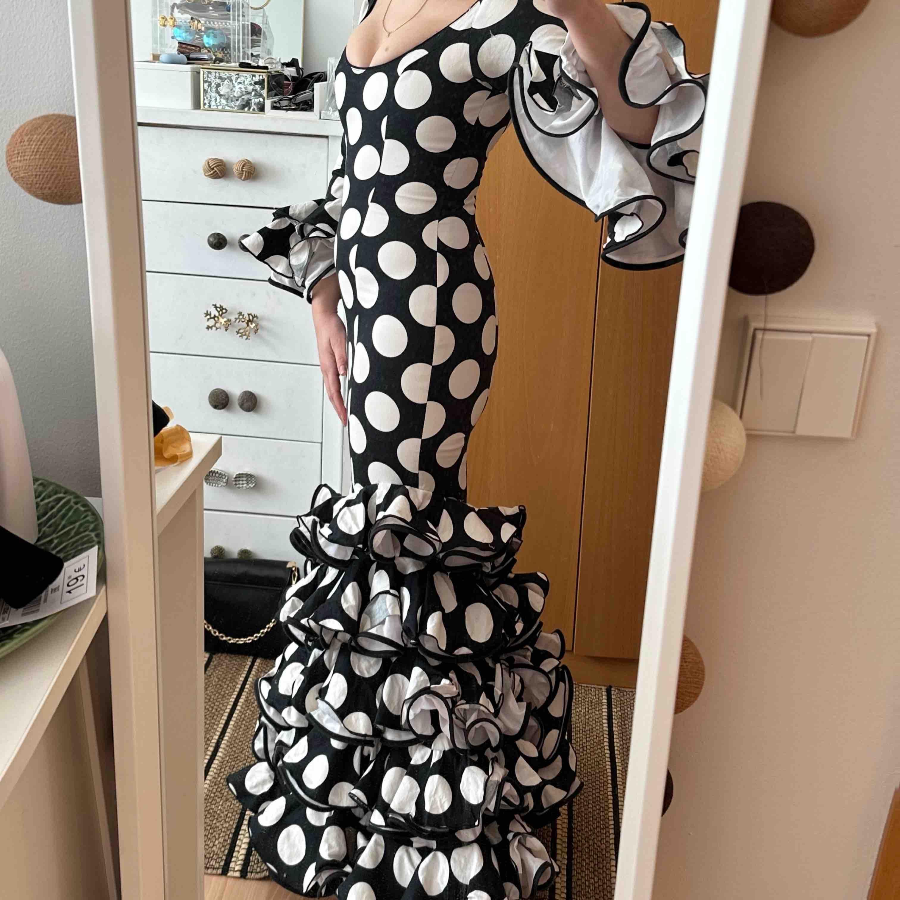 Vestido de flamenca Atelier — foto 2 de 3