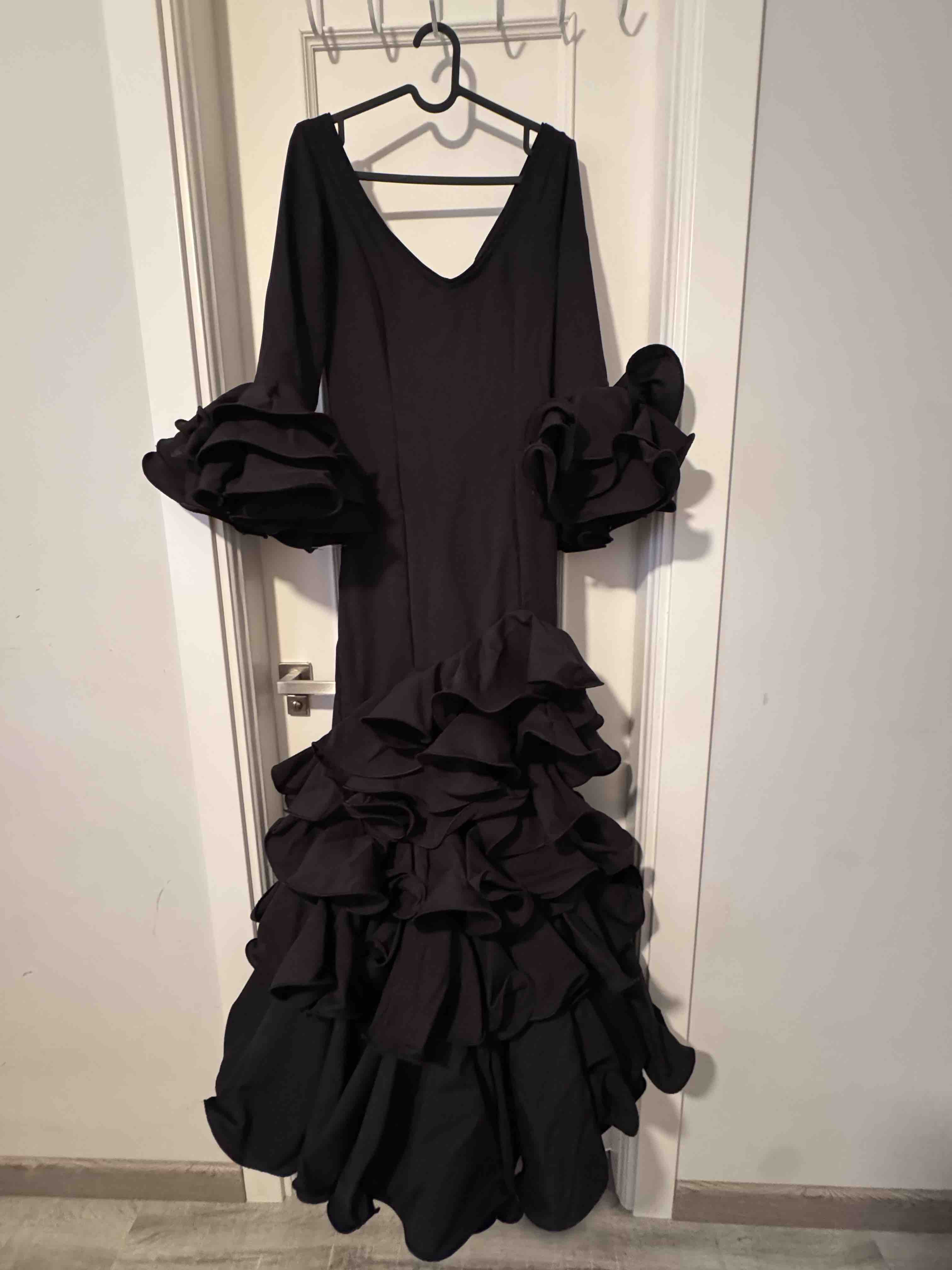 Traje sevillana — foto 5 de 6