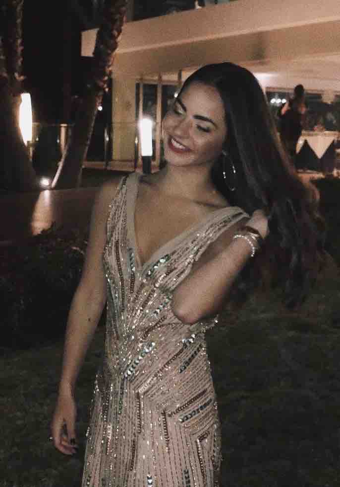 Vestido pedrería Matilde Cano — foto 2 de 4