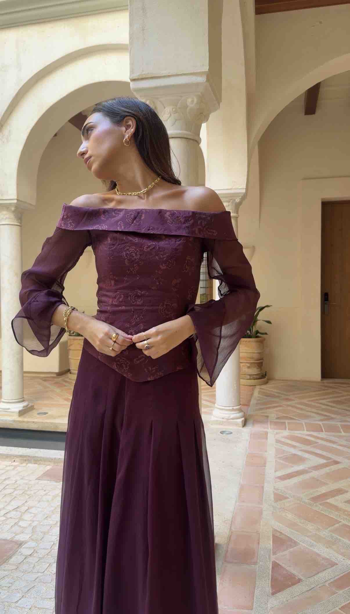 Conjunto The Are rojo y rosa, talla XS, en alquiler — foto 1 de 6