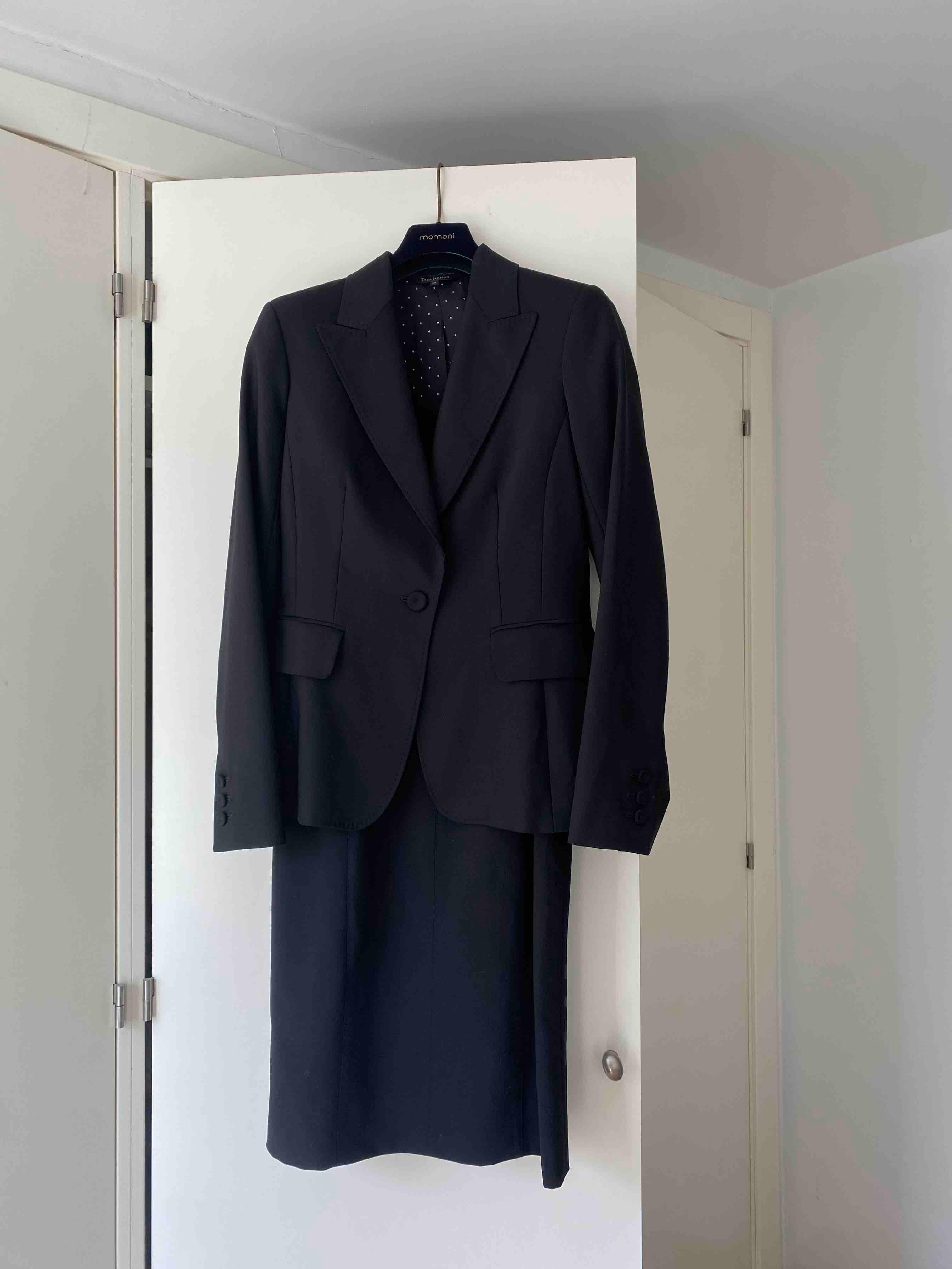 Vestino formal y chaqueta Tara Jarmon — foto 6 de 6