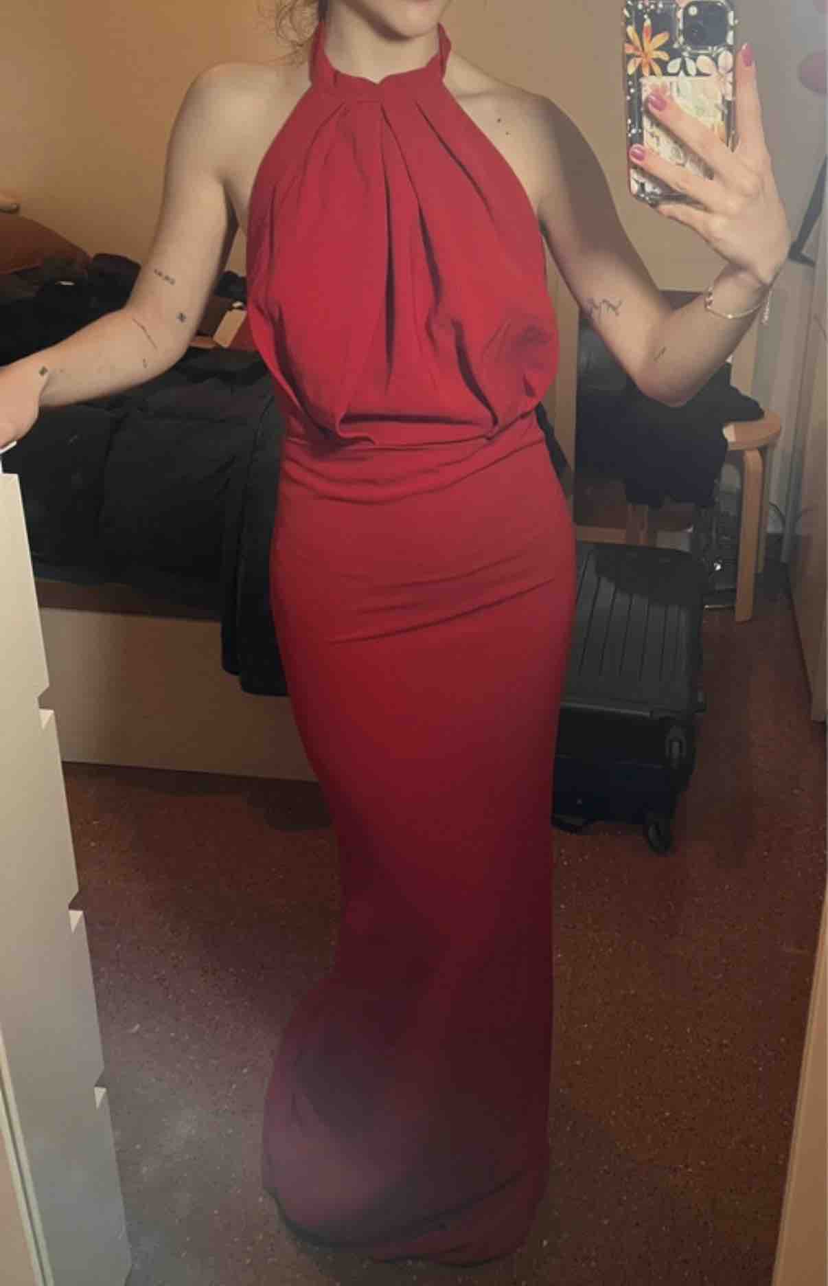 Vestido rojo kaoa — foto 1 de 5