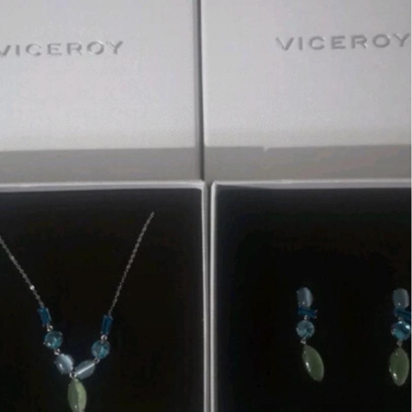 conjunto de collar y pendientes. Viceroy