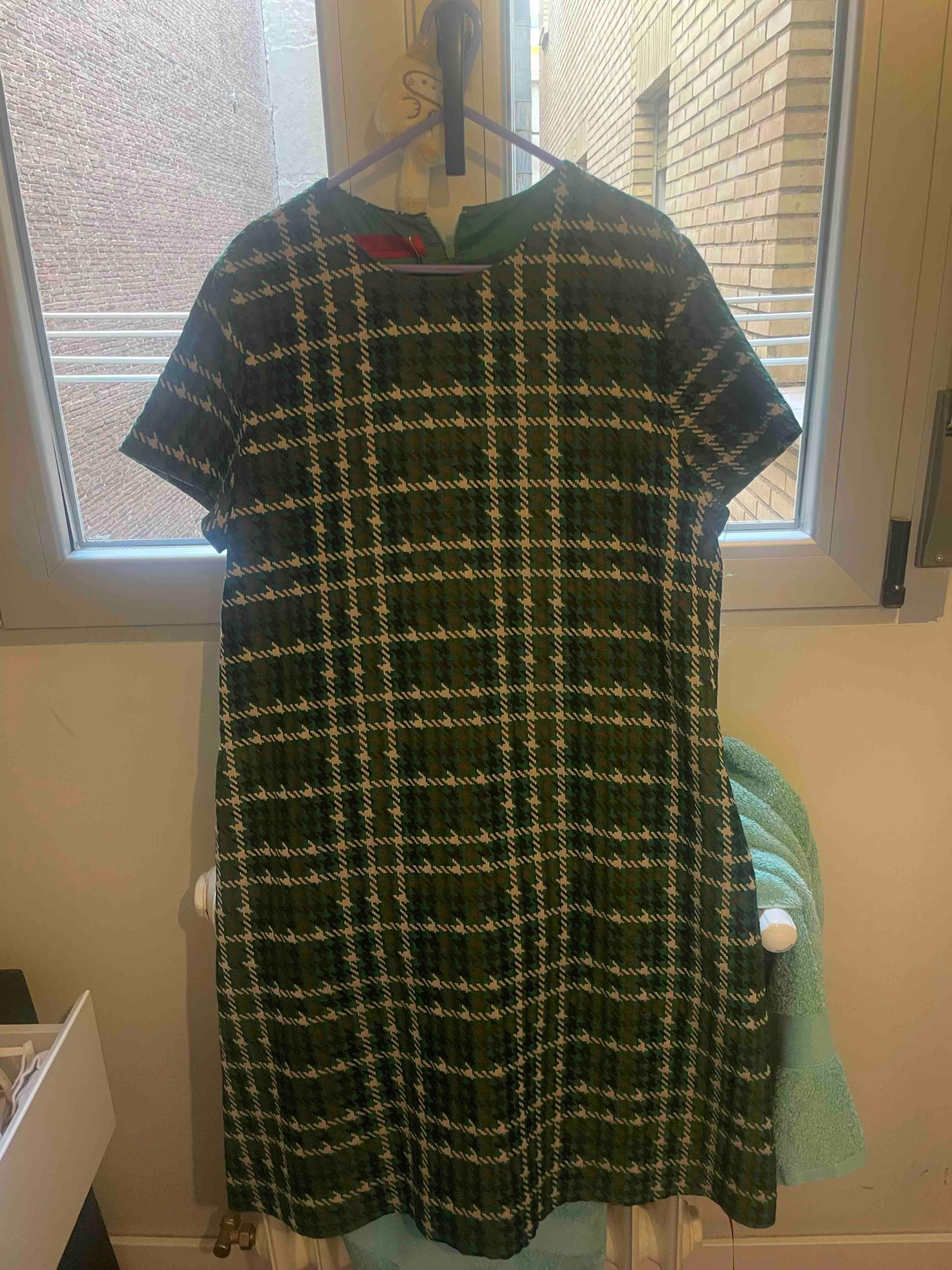 Vestido carolina herrera — foto 1 de 2