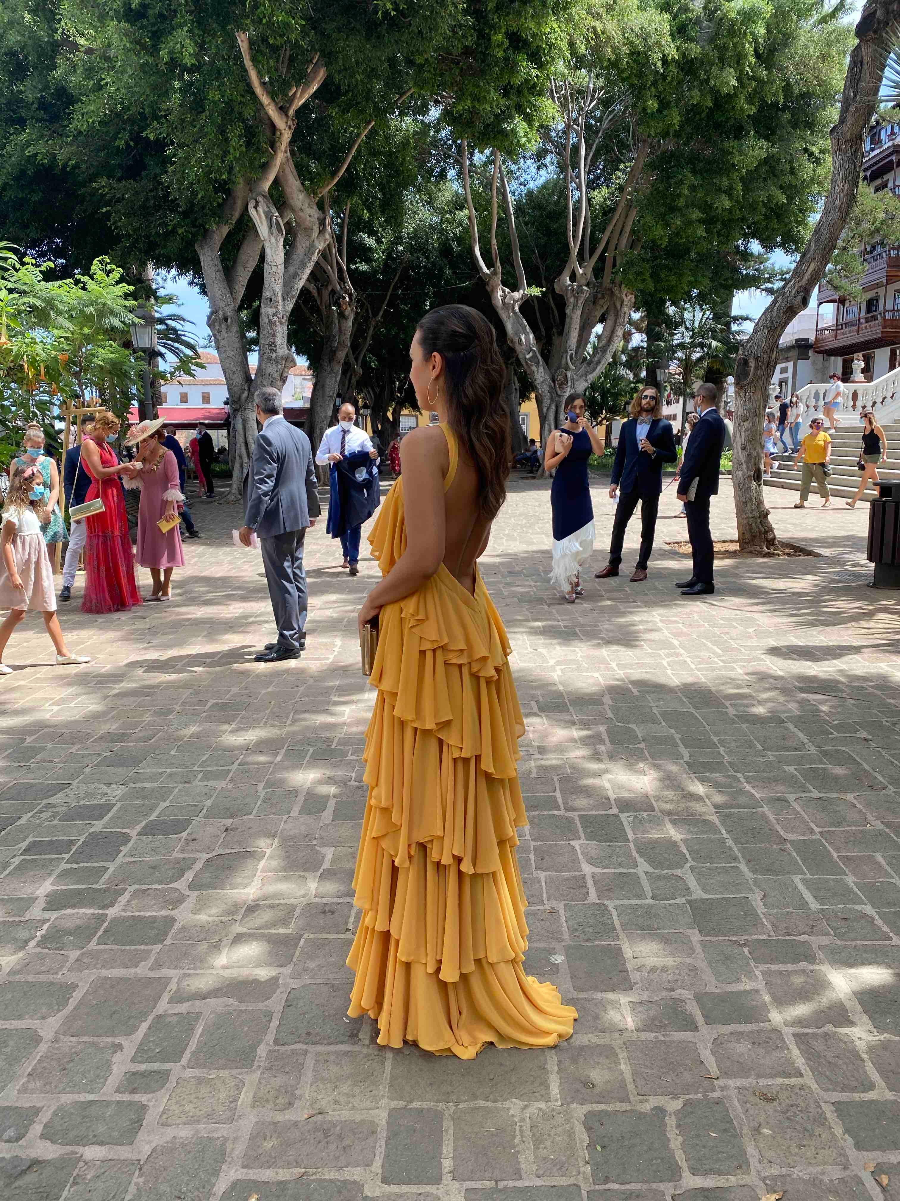 Vestido Sedomir Rodriguez de la Sierra — foto 2 de 3