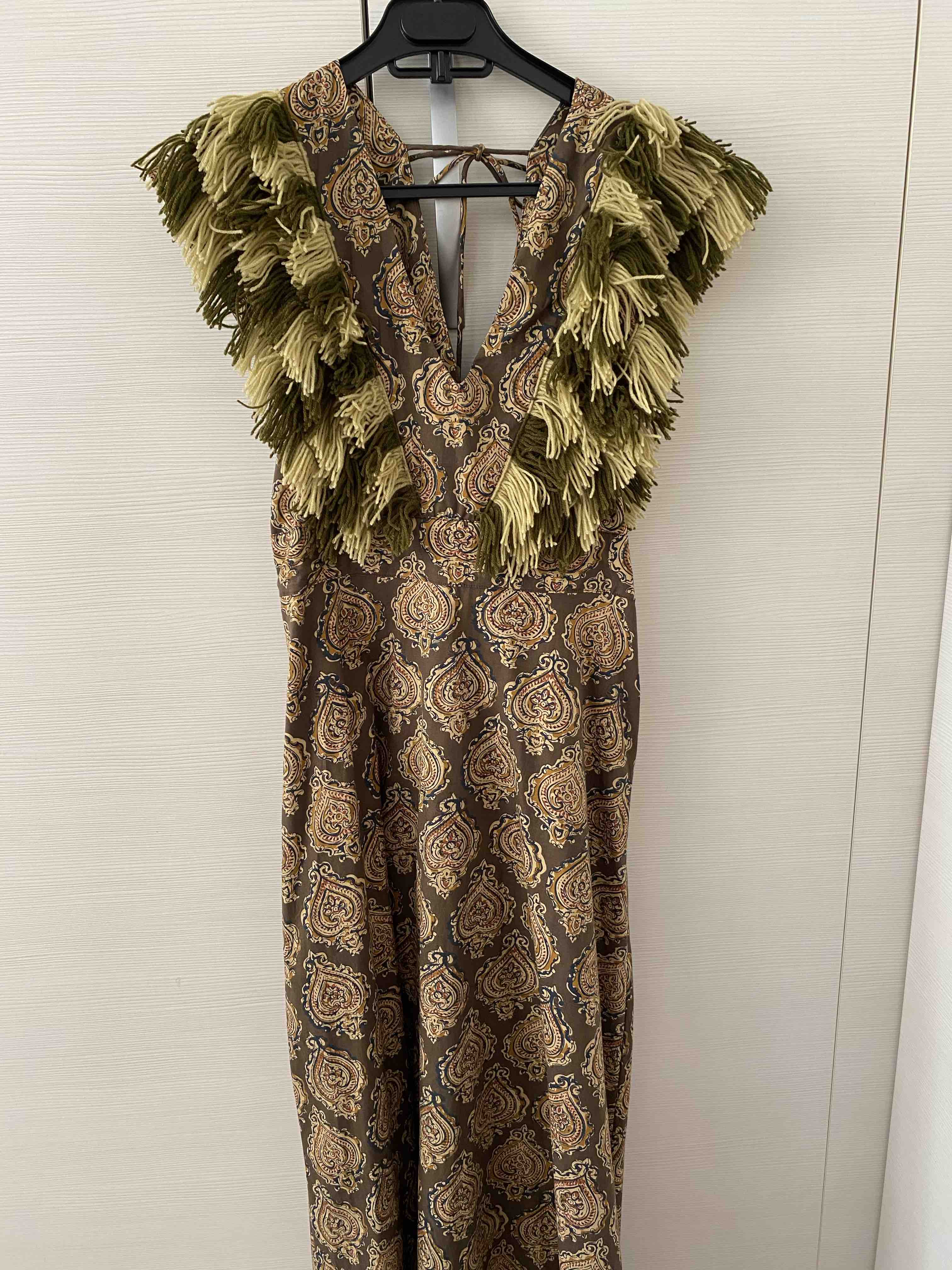Vestido IQ Collection verde The IQ Collection — foto 2 de 5