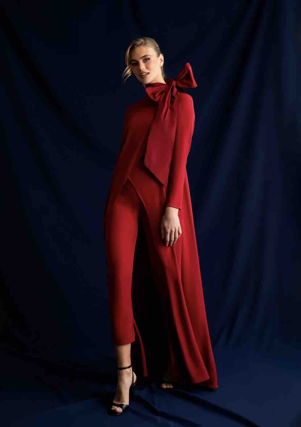 Conjunto Victoria Coleccion rojo, talla S, en alquiler — foto 1 de 3