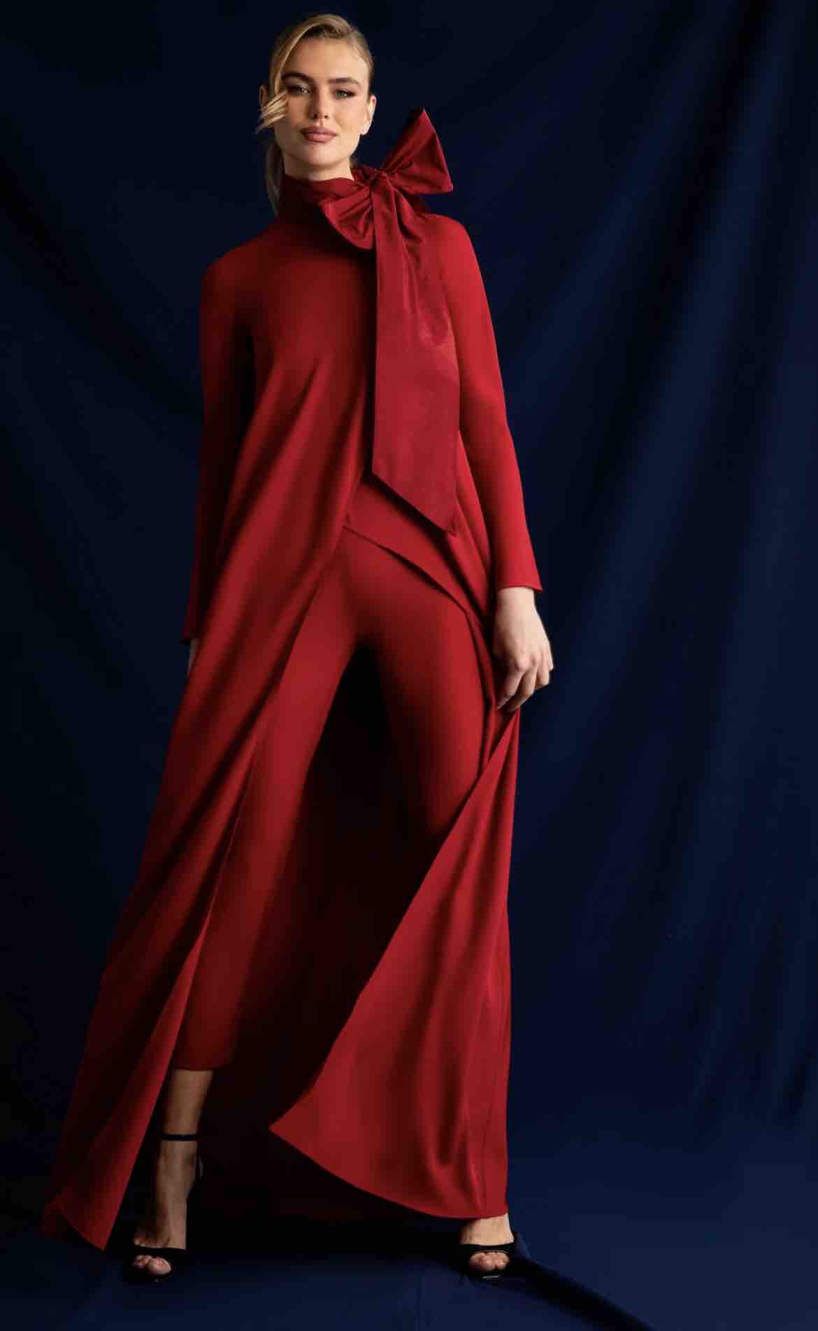 Conjunto Victoria Coleccion rojo, talla S, en alquiler — foto 3 de 3