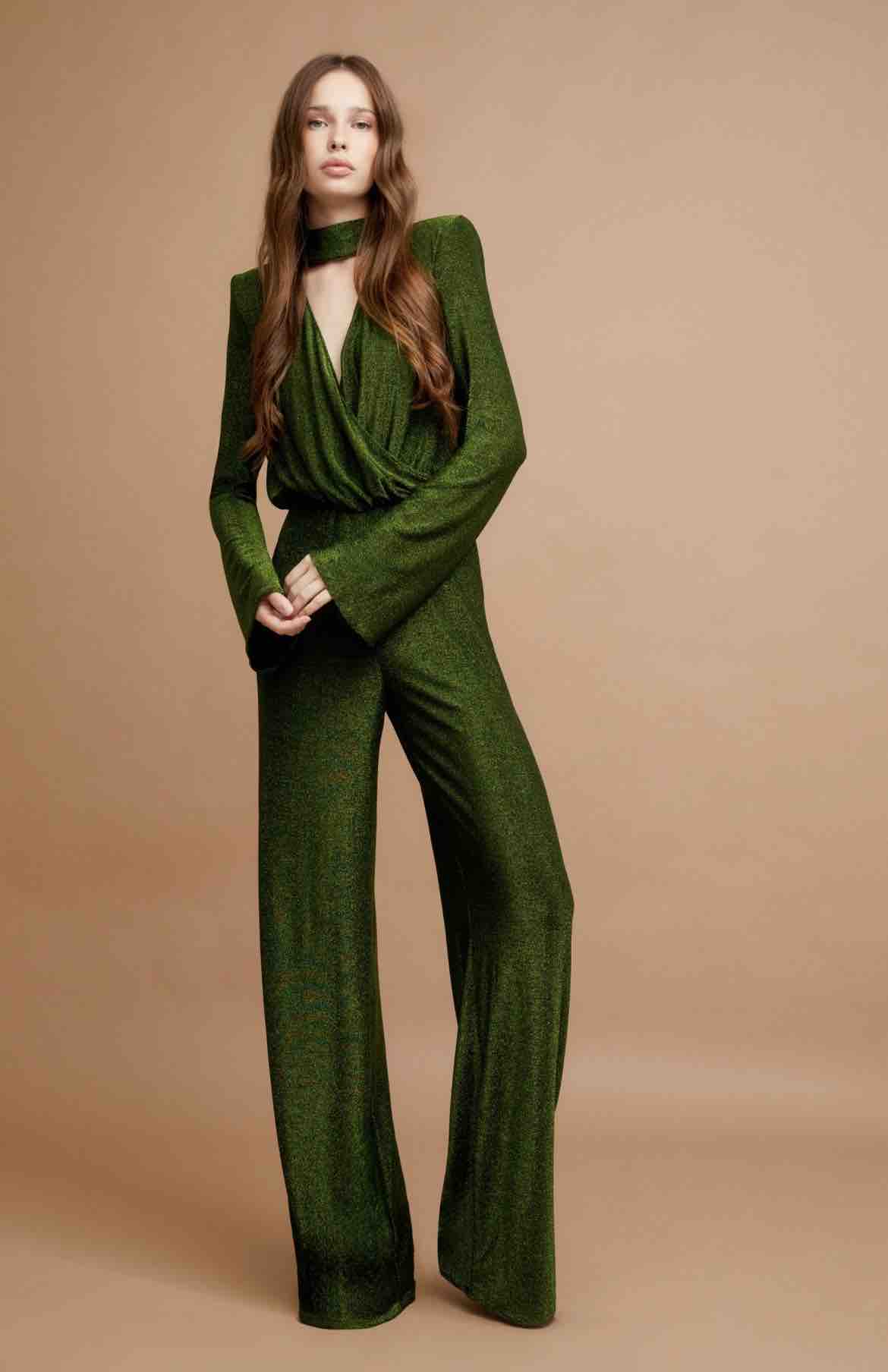 Mono Victoria Coleccion verde, talla S, en alquiler — foto 1 de 3