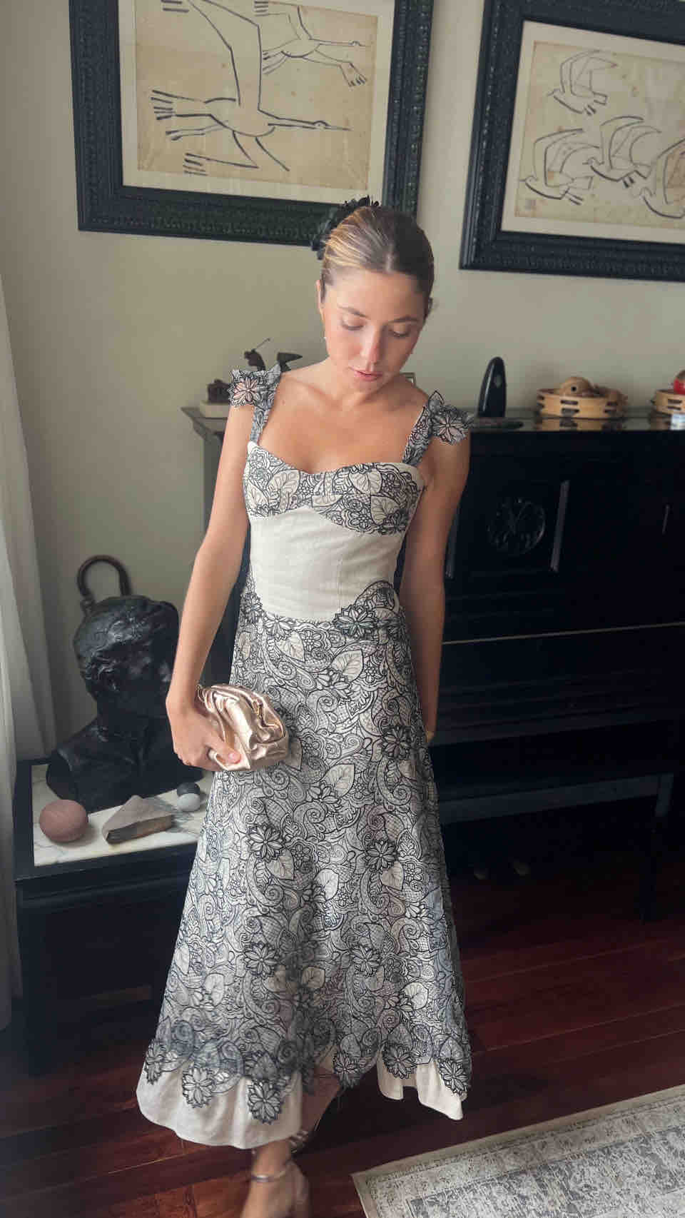 Vestido IQ The IQ Collection — foto 1 de 4