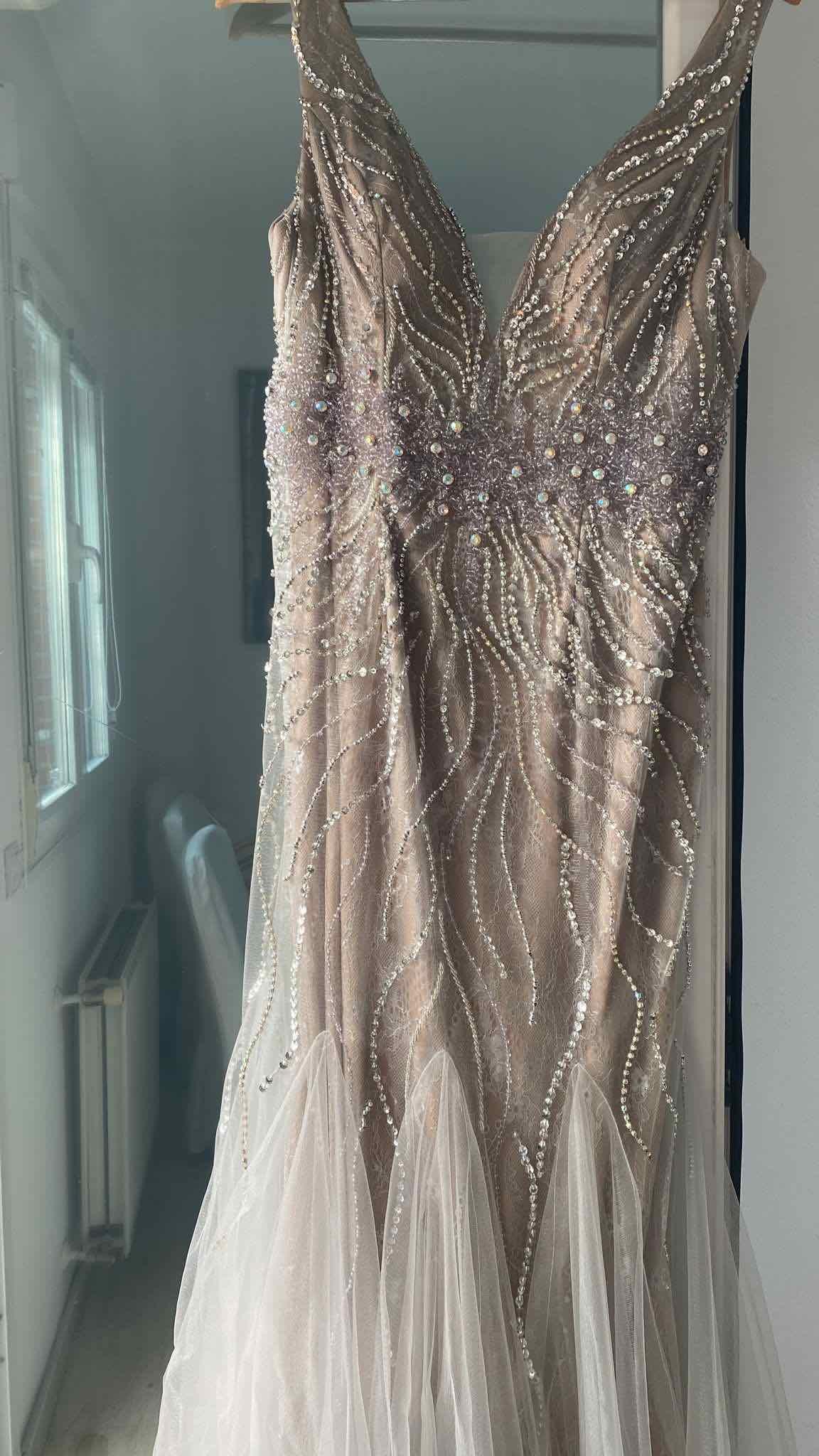 Vestido Boda — foto 1 de 6