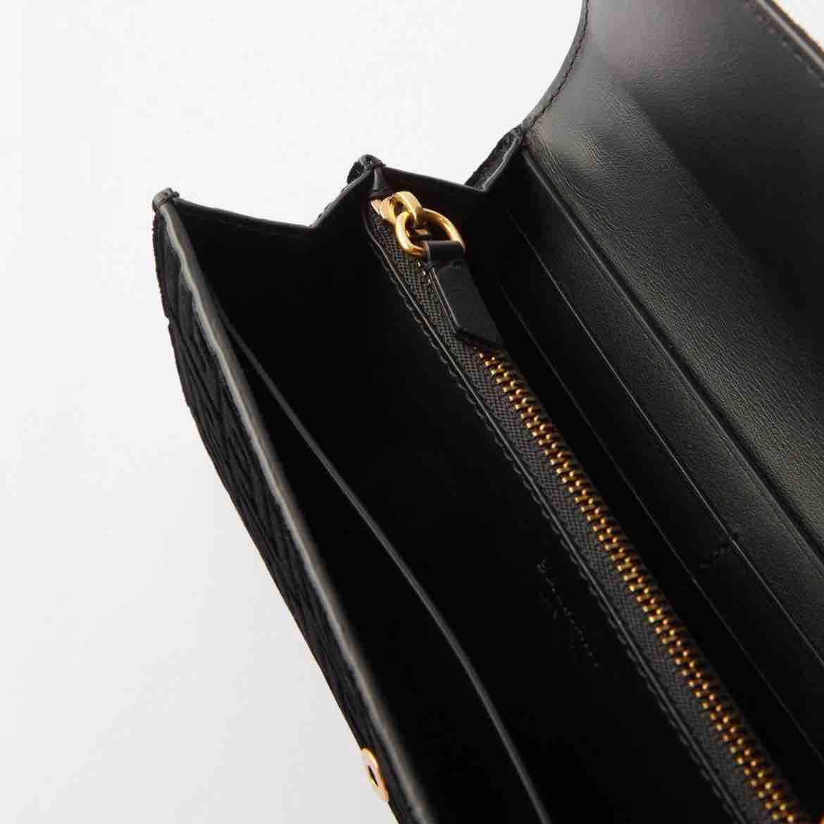 BALMAIN Coin-embellished quilted-velvet shoulder bag (1485804) — foto 4 de 5