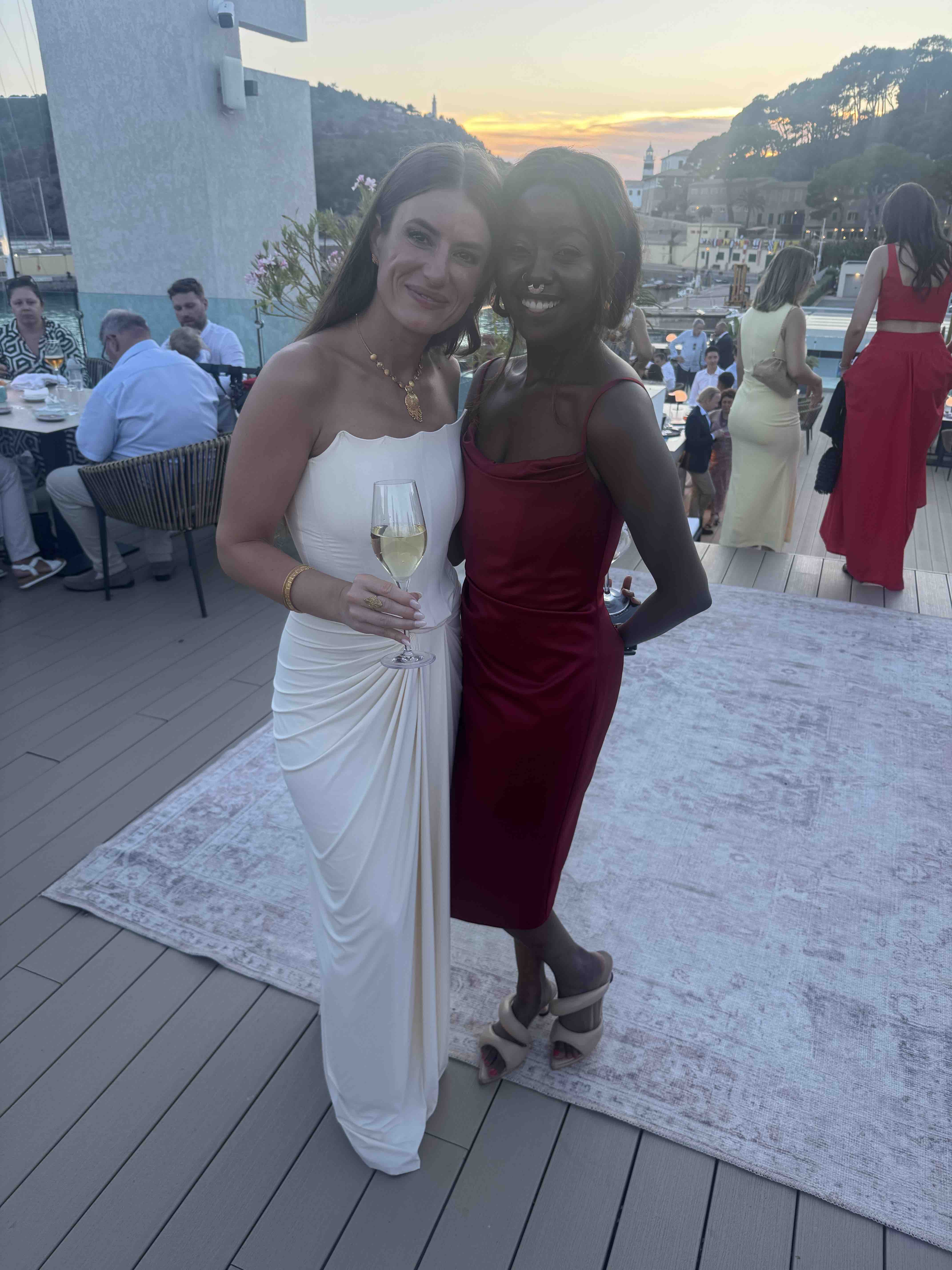 Vestido de novia / preboda / cocktail Deme — foto 1 de 3