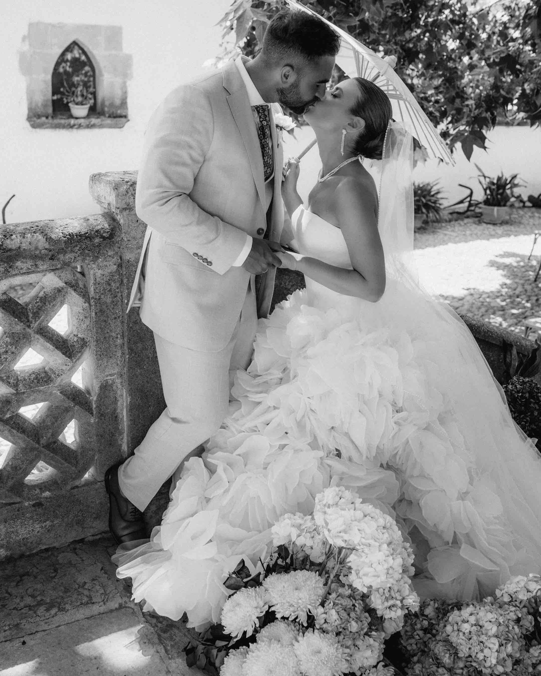 Velo de boda largo con perlas Toni Federici — foto 1 de 3