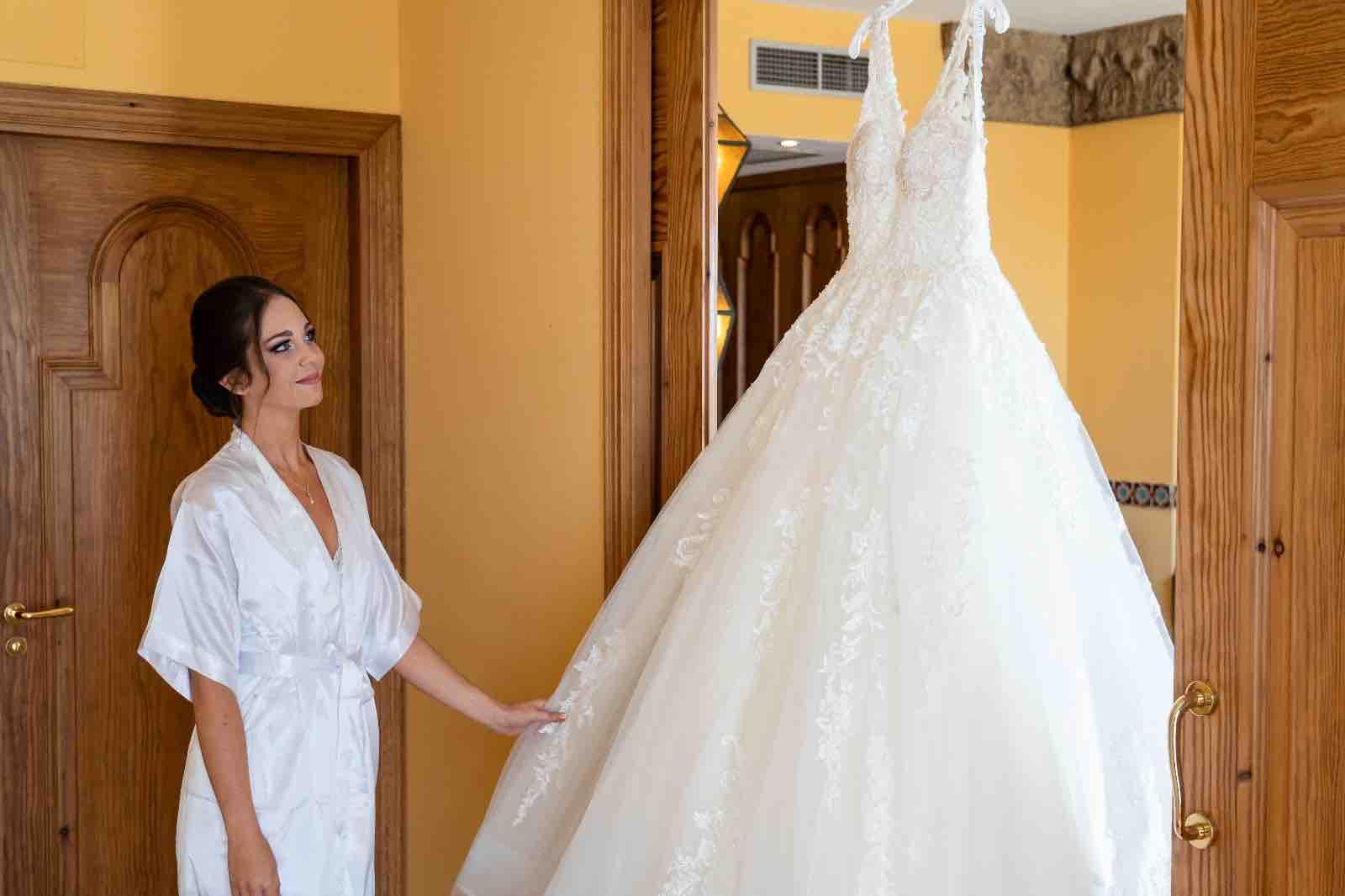 Vestido de boda Demetrios — foto 6 de 6