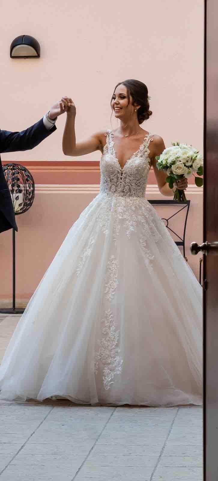 Vestido de boda Demetrios — foto 1 de 6